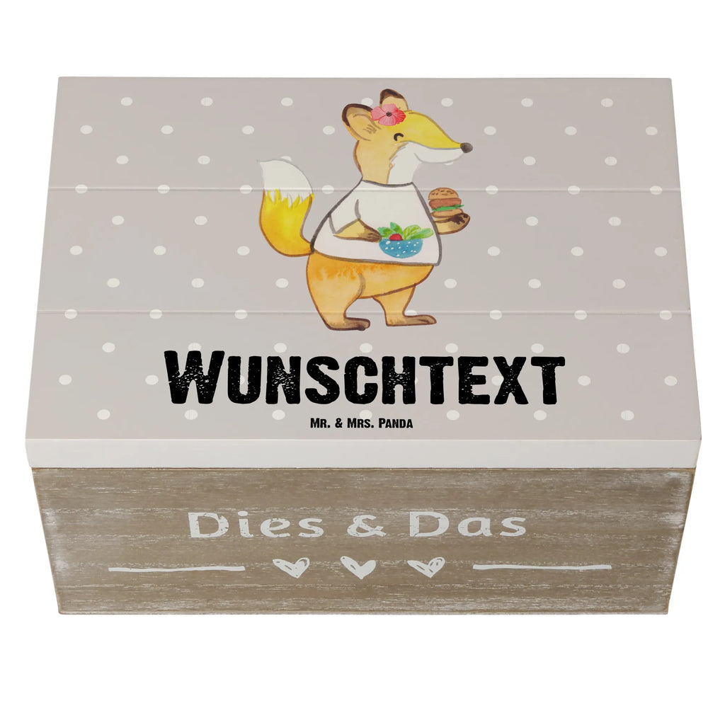 Personalisierte Holzkiste Systemgastronomin Herz Holzkiste mit Namen, Kiste mit Namen, Schatzkiste mit Namen, Truhe mit Namen, Schatulle mit Namen, Erinnerungsbox mit Namen, Erinnerungskiste, mit Namen, Dekokiste mit Namen, Aufbewahrungsbox mit Namen, Holzkiste Personalisiert, Kiste Personalisiert, Schatzkiste Personalisiert, Truhe Personalisiert, Schatulle Personalisiert, Erinnerungsbox Personalisiert, Erinnerungskiste Personalisiert, Dekokiste Personalisiert, Aufbewahrungsbox Personalisiert, Geschenkbox personalisiert, GEschenkdose personalisiert, Beruf, Ausbildung, Jubiläum, Abschied, Rente, Kollege, Kollegin, Geschenk, Schenken, Arbeitskollege, Mitarbeiter, Firma, Danke, Dankeschön