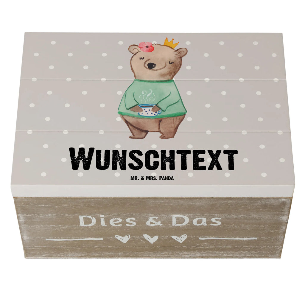 Personalisierte Holzkiste Chefin Herz Holzkiste mit Namen, Kiste mit Namen, Schatzkiste mit Namen, Truhe mit Namen, Schatulle mit Namen, Erinnerungsbox mit Namen, Erinnerungskiste, mit Namen, Dekokiste mit Namen, Aufbewahrungsbox mit Namen, Holzkiste Personalisiert, Kiste Personalisiert, Schatzkiste Personalisiert, Truhe Personalisiert, Schatulle Personalisiert, Erinnerungsbox Personalisiert, Erinnerungskiste Personalisiert, Dekokiste Personalisiert, Aufbewahrungsbox Personalisiert, Geschenkbox personalisiert, GEschenkdose personalisiert, Beruf, Ausbildung, Jubiläum, Abschied, Rente, Kollege, Kollegin, Geschenk, Schenken, Arbeitskollege, Mitarbeiter, Firma, Danke, Dankeschön, CEO, Chefin, Führungskraft, Geschäftsinhaberin, Firmeninhaberin, Unternehmensinhaberin, Direktorin, Leiterin