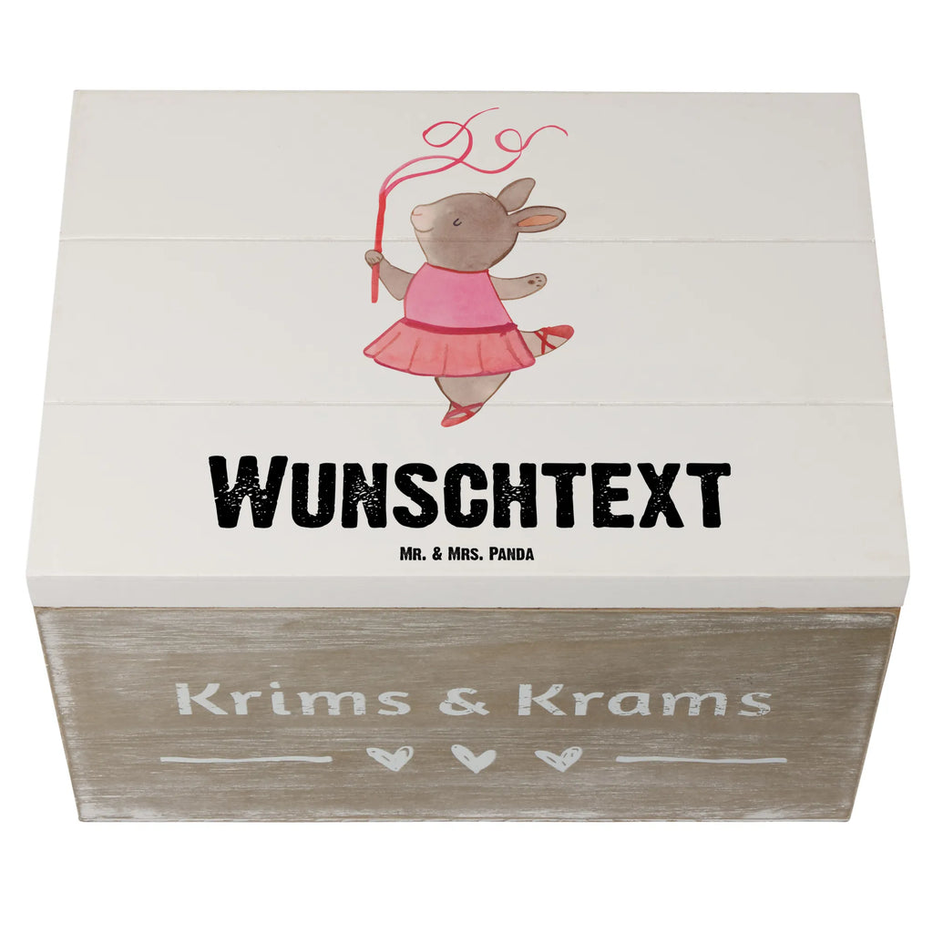 Personalisierte Holzkiste Balletttänzerin Herz Holzkiste mit Namen, Kiste mit Namen, Schatzkiste mit Namen, Truhe mit Namen, Schatulle mit Namen, Erinnerungsbox mit Namen, Erinnerungskiste, mit Namen, Dekokiste mit Namen, Aufbewahrungsbox mit Namen, Holzkiste Personalisiert, Kiste Personalisiert, Schatzkiste Personalisiert, Truhe Personalisiert, Schatulle Personalisiert, Erinnerungsbox Personalisiert, Erinnerungskiste Personalisiert, Dekokiste Personalisiert, Aufbewahrungsbox Personalisiert, Geschenkbox personalisiert, GEschenkdose personalisiert, Beruf, Ausbildung, Jubiläum, Abschied, Rente, Kollege, Kollegin, Geschenk, Schenken, Arbeitskollege, Mitarbeiter, Firma, Danke, Dankeschön, Balletttänzerin, Ballerina, Ballett, Glücksbringer Auftritt, Ballettaufführung, Ballettunterricht, Ballettstunden