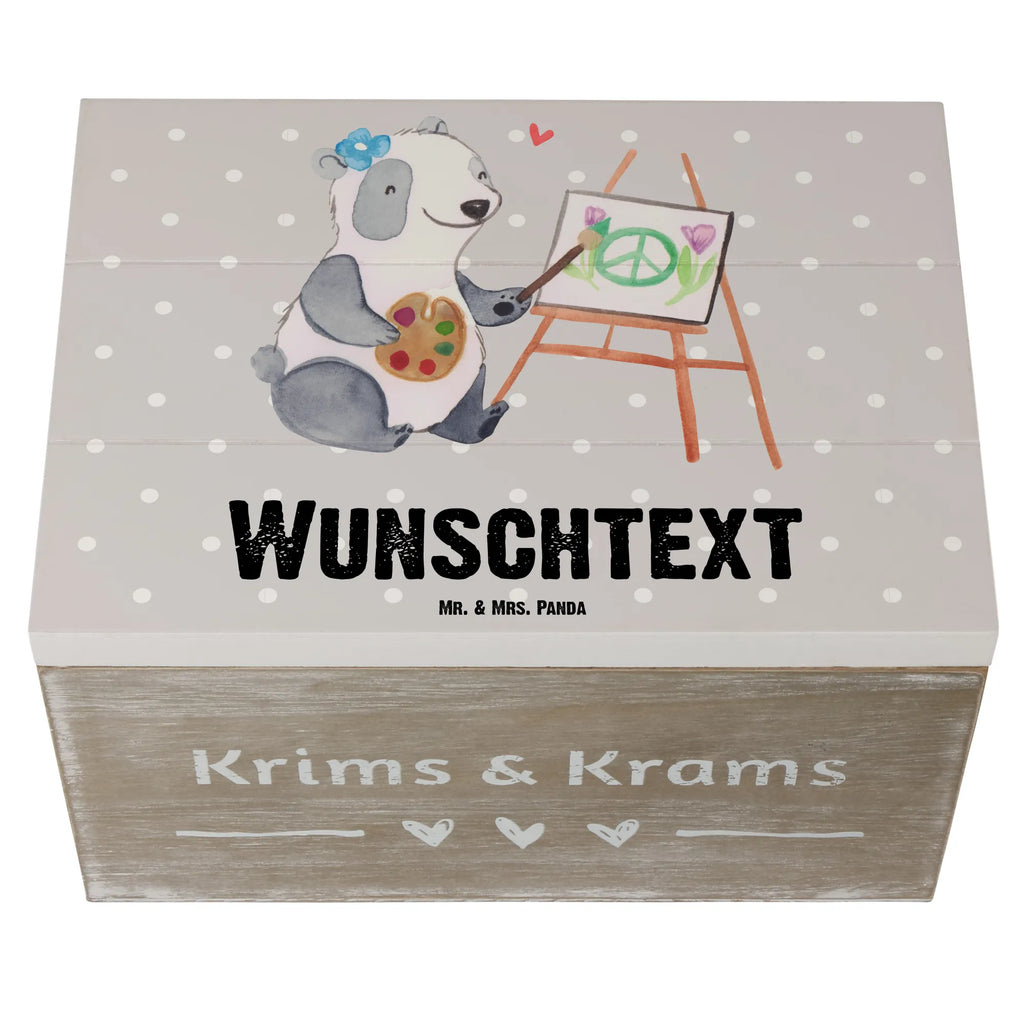 Personalisierte Holzkiste Künstlerin Herz Holzkiste mit Namen, Kiste mit Namen, Schatzkiste mit Namen, Truhe mit Namen, Schatulle mit Namen, Erinnerungsbox mit Namen, Erinnerungskiste, mit Namen, Dekokiste mit Namen, Aufbewahrungsbox mit Namen, Holzkiste Personalisiert, Kiste Personalisiert, Schatzkiste Personalisiert, Truhe Personalisiert, Schatulle Personalisiert, Erinnerungsbox Personalisiert, Erinnerungskiste Personalisiert, Dekokiste Personalisiert, Aufbewahrungsbox Personalisiert, Geschenkbox personalisiert, GEschenkdose personalisiert, Beruf, Ausbildung, Jubiläum, Abschied, Rente, Kollege, Kollegin, Geschenk, Schenken, Arbeitskollege, Mitarbeiter, Firma, Danke, Dankeschön, Künstlerin, Malerin, Kunstmalerin, Galerie Eröffnung, Kunstschule