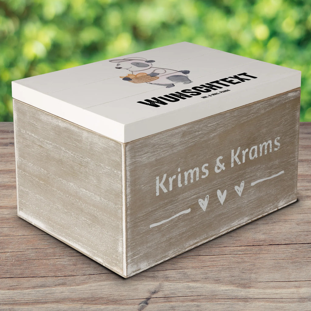 Personalisierte Holzkiste Bäcker Herz Holzkiste mit Namen, Kiste mit Namen, Schatzkiste mit Namen, Truhe mit Namen, Schatulle mit Namen, Erinnerungsbox mit Namen, Erinnerungskiste, mit Namen, Dekokiste mit Namen, Aufbewahrungsbox mit Namen, Holzkiste Personalisiert, Kiste Personalisiert, Schatzkiste Personalisiert, Truhe Personalisiert, Schatulle Personalisiert, Erinnerungsbox Personalisiert, Erinnerungskiste Personalisiert, Dekokiste Personalisiert, Aufbewahrungsbox Personalisiert, Geschenkbox personalisiert, GEschenkdose personalisiert, Beruf, Ausbildung, Jubiläum, Abschied, Rente, Kollege, Kollegin, Geschenk, Schenken, Arbeitskollege, Mitarbeiter, Firma, Danke, Dankeschön, Bäcker, Konditor, Brotbäcker, Bäckerei, Backstube, Bäckerladen, Brotmanufaktur