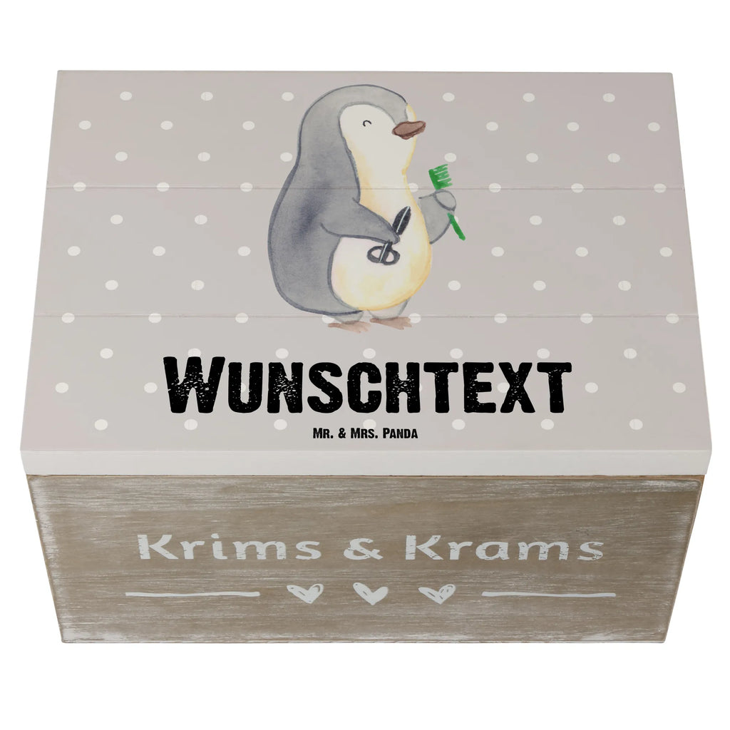 Personalisierte Holzkiste Friseur Herz Holzkiste mit Namen, Kiste mit Namen, Schatzkiste mit Namen, Truhe mit Namen, Schatulle mit Namen, Erinnerungsbox mit Namen, Erinnerungskiste, mit Namen, Dekokiste mit Namen, Aufbewahrungsbox mit Namen, Holzkiste Personalisiert, Kiste Personalisiert, Schatzkiste Personalisiert, Truhe Personalisiert, Schatulle Personalisiert, Erinnerungsbox Personalisiert, Erinnerungskiste Personalisiert, Dekokiste Personalisiert, Aufbewahrungsbox Personalisiert, Geschenkbox personalisiert, GEschenkdose personalisiert, Beruf, Ausbildung, Jubiläum, Abschied, Rente, Kollege, Kollegin, Geschenk, Schenken, Arbeitskollege, Mitarbeiter, Firma, Danke, Dankeschön, Frisör, Haarstylist, Frisörbesuch, Friseursalon, Barbier, Coiffeur, Eröffnung Friseur