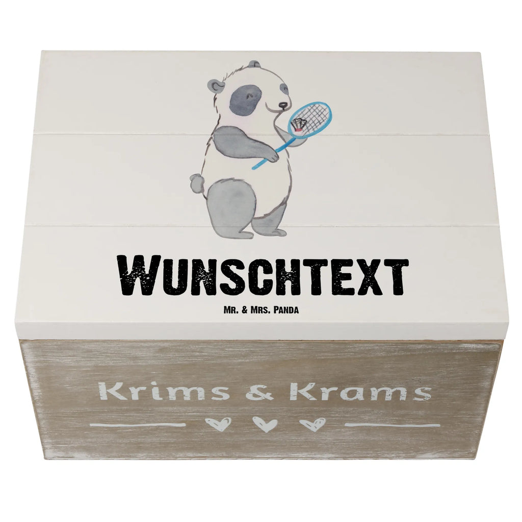 Personalisierte Holzkiste Panda Badminton Holzkiste mit Namen, Kiste mit Namen, Schatzkiste mit Namen, Truhe mit Namen, Schatulle mit Namen, Erinnerungsbox mit Namen, Erinnerungskiste, mit Namen, Dekokiste mit Namen, Aufbewahrungsbox mit Namen, Holzkiste Personalisiert, Kiste Personalisiert, Schatzkiste Personalisiert, Truhe Personalisiert, Schatulle Personalisiert, Erinnerungsbox Personalisiert, Erinnerungskiste Personalisiert, Dekokiste Personalisiert, Aufbewahrungsbox Personalisiert, Geschenkbox personalisiert, GEschenkdose personalisiert, Geschenk, Sport, Sportart, Hobby, Schenken, Danke, Dankeschön, Auszeichnung, Gewinn, Sportler, Badminton, Badminton spielen