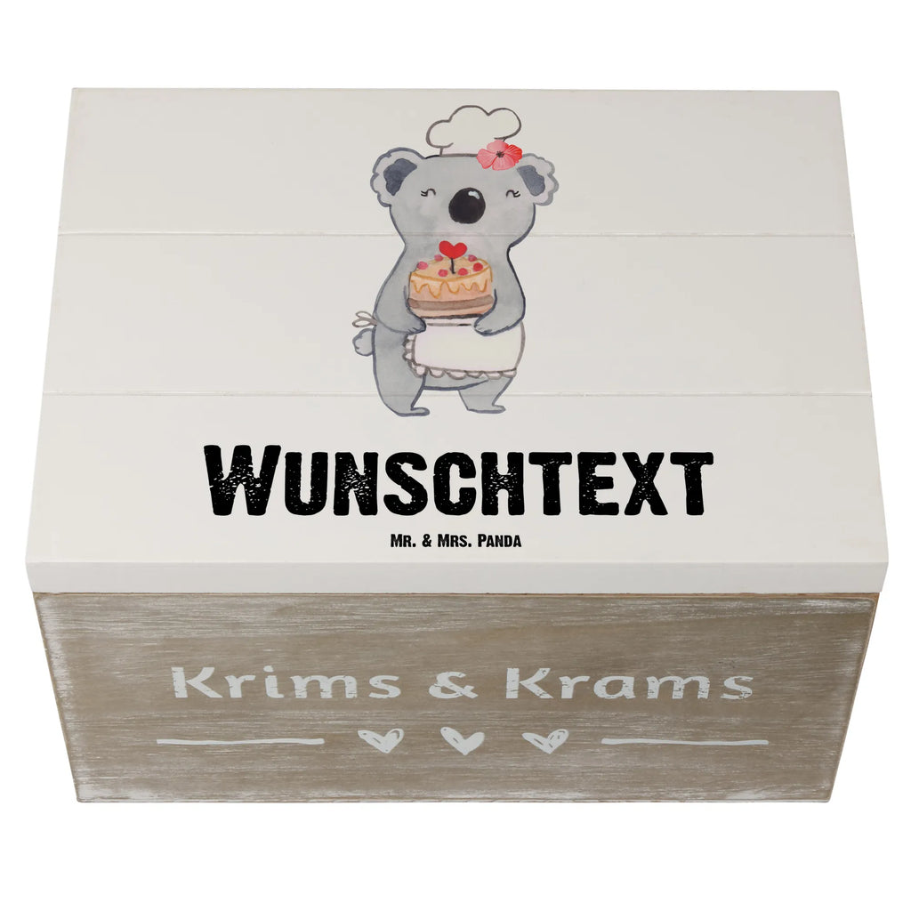 Personalisierte Holzkiste Konditorin Herz Holzkiste mit Namen, Kiste mit Namen, Schatzkiste mit Namen, Truhe mit Namen, Schatulle mit Namen, Erinnerungsbox mit Namen, Erinnerungskiste, mit Namen, Dekokiste mit Namen, Aufbewahrungsbox mit Namen, Holzkiste Personalisiert, Kiste Personalisiert, Schatzkiste Personalisiert, Truhe Personalisiert, Schatulle Personalisiert, Erinnerungsbox Personalisiert, Erinnerungskiste Personalisiert, Dekokiste Personalisiert, Aufbewahrungsbox Personalisiert, Geschenkbox personalisiert, GEschenkdose personalisiert, Beruf, Ausbildung, Jubiläum, Abschied, Rente, Kollege, Kollegin, Geschenk, Schenken, Arbeitskollege, Mitarbeiter, Firma, Danke, Dankeschön, Konditorin, Kuchenbäckerin, Patissierin, Confiseurin, Bäckerin