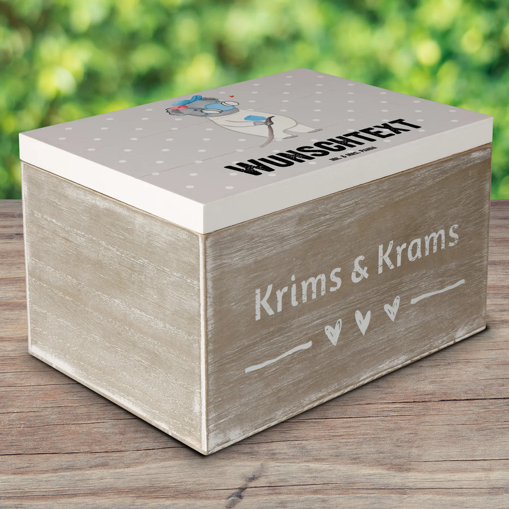 Personalisierte Holzkiste Lackiererin mit Herz Holzkiste mit Namen, Kiste mit Namen, Schatzkiste mit Namen, Truhe mit Namen, Schatulle mit Namen, Erinnerungsbox mit Namen, Erinnerungskiste, mit Namen, Dekokiste mit Namen, Aufbewahrungsbox mit Namen, Holzkiste Personalisiert, Kiste Personalisiert, Schatzkiste Personalisiert, Truhe Personalisiert, Schatulle Personalisiert, Erinnerungsbox Personalisiert, Erinnerungskiste Personalisiert, Dekokiste Personalisiert, Aufbewahrungsbox Personalisiert, Geschenkbox personalisiert, GEschenkdose personalisiert, Beruf, Ausbildung, Jubiläum, Abschied, Rente, Kollege, Kollegin, Geschenk, Schenken, Arbeitskollege, Mitarbeiter, Firma, Danke, Dankeschön, Lackiererin, Lackierermeisterin, Werkstatt Lackiererin, Gesellenprüfung