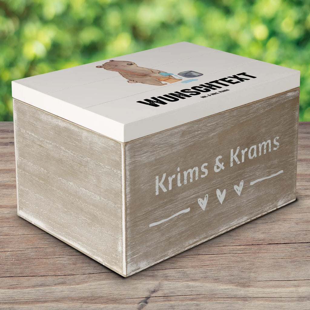 Personalisierte Holzkiste Reinigungskraft Herz Holzkiste mit Namen, Kiste mit Namen, Schatzkiste mit Namen, Truhe mit Namen, Schatulle mit Namen, Erinnerungsbox mit Namen, Erinnerungskiste, mit Namen, Dekokiste mit Namen, Aufbewahrungsbox mit Namen, Holzkiste Personalisiert, Kiste Personalisiert, Schatzkiste Personalisiert, Truhe Personalisiert, Schatulle Personalisiert, Erinnerungsbox Personalisiert, Erinnerungskiste Personalisiert, Dekokiste Personalisiert, Aufbewahrungsbox Personalisiert, Geschenkbox personalisiert, GEschenkdose personalisiert, Beruf, Ausbildung, Jubiläum, Abschied, Rente, Kollege, Kollegin, Geschenk, Schenken, Arbeitskollege, Mitarbeiter, Firma, Danke, Dankeschön