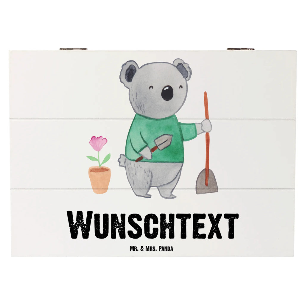 Personalisierte Holzkiste Garten- und Landschaftsbauerin mit Herz Holzkiste mit Namen, Kiste mit Namen, Schatzkiste mit Namen, Truhe mit Namen, Schatulle mit Namen, Erinnerungsbox mit Namen, Erinnerungskiste, mit Namen, Dekokiste mit Namen, Aufbewahrungsbox mit Namen, Holzkiste Personalisiert, Kiste Personalisiert, Schatzkiste Personalisiert, Truhe Personalisiert, Schatulle Personalisiert, Erinnerungsbox Personalisiert, Erinnerungskiste Personalisiert, Dekokiste Personalisiert, Aufbewahrungsbox Personalisiert, Geschenkbox personalisiert, GEschenkdose personalisiert, Beruf, Ausbildung, Jubiläum, Abschied, Rente, Kollege, Kollegin, Geschenk, Schenken, Arbeitskollege, Mitarbeiter, Firma, Danke, Dankeschön, Gärtnerin, Gartenplaner, Gärtnerei, Gartenbau, Hobbygärtnerin, Garten- und Landschaftsbauerin