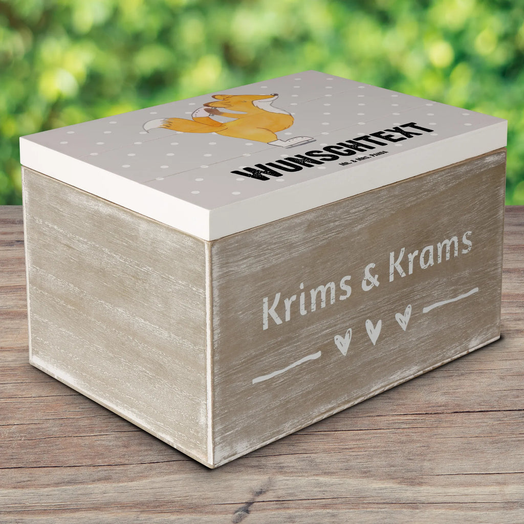 Personalisierte Holzkiste Fuchs Eiskunstläufer Holzkiste mit Namen, Kiste mit Namen, Schatzkiste mit Namen, Truhe mit Namen, Schatulle mit Namen, Erinnerungsbox mit Namen, Erinnerungskiste, mit Namen, Dekokiste mit Namen, Aufbewahrungsbox mit Namen, Holzkiste Personalisiert, Kiste Personalisiert, Schatzkiste Personalisiert, Truhe Personalisiert, Schatulle Personalisiert, Erinnerungsbox Personalisiert, Erinnerungskiste Personalisiert, Dekokiste Personalisiert, Aufbewahrungsbox Personalisiert, Geschenkbox personalisiert, GEschenkdose personalisiert, Geschenk, Sport, Sportart, Hobby, Schenken, Danke, Dankeschön, Auszeichnung, Gewinn, Sportler, Eiskunstläufer, Eiskunstläuferin, Eiskunst