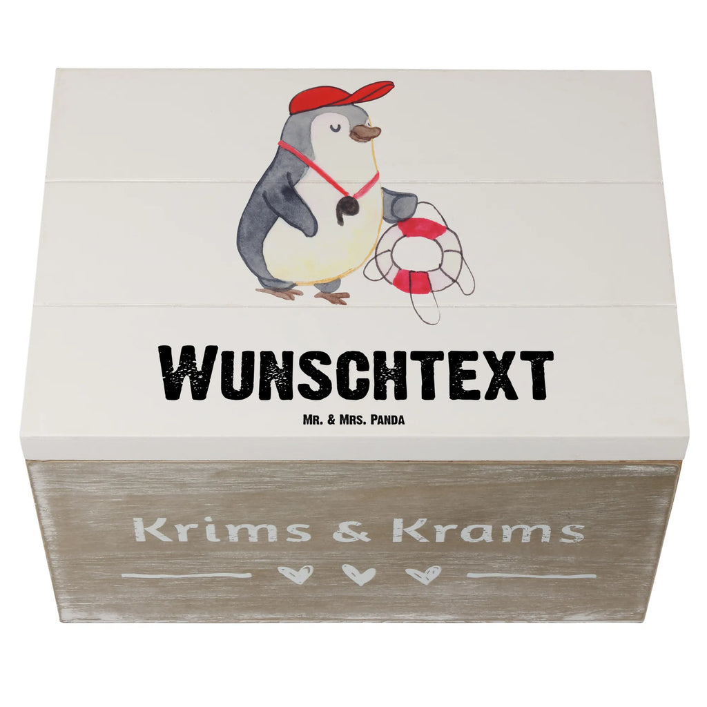 Personalisierte Holzkiste Bademeister Herz Holzkiste mit Namen, Kiste mit Namen, Schatzkiste mit Namen, Truhe mit Namen, Schatulle mit Namen, Erinnerungsbox mit Namen, Erinnerungskiste, mit Namen, Dekokiste mit Namen, Aufbewahrungsbox mit Namen, Holzkiste Personalisiert, Kiste Personalisiert, Schatzkiste Personalisiert, Truhe Personalisiert, Schatulle Personalisiert, Erinnerungsbox Personalisiert, Erinnerungskiste Personalisiert, Dekokiste Personalisiert, Aufbewahrungsbox Personalisiert, Geschenkbox personalisiert, GEschenkdose personalisiert, Beruf, Ausbildung, Jubiläum, Abschied, Rente, Kollege, Kollegin, Geschenk, Schenken, Arbeitskollege, Mitarbeiter, Firma, Danke, Dankeschön, Bademeister, Rettungsschwimmer, Schwimmmeister, Schwimmbad, Freibad, Badeanstalt, Schwimmverein, Schwimmschule