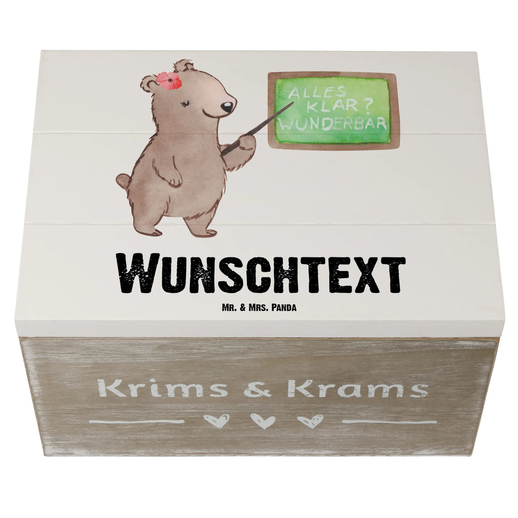 Personalisierte Holzkiste Nachhilfelehrerin Herz Holzkiste mit Namen, Kiste mit Namen, Schatzkiste mit Namen, Truhe mit Namen, Schatulle mit Namen, Erinnerungsbox mit Namen, Erinnerungskiste, mit Namen, Dekokiste mit Namen, Aufbewahrungsbox mit Namen, Holzkiste Personalisiert, Kiste Personalisiert, Schatzkiste Personalisiert, Truhe Personalisiert, Schatulle Personalisiert, Erinnerungsbox Personalisiert, Erinnerungskiste Personalisiert, Dekokiste Personalisiert, Aufbewahrungsbox Personalisiert, Geschenkbox personalisiert, GEschenkdose personalisiert, Beruf, Ausbildung, Jubiläum, Abschied, Rente, Kollege, Kollegin, Geschenk, Schenken, Arbeitskollege, Mitarbeiter, Firma, Danke, Dankeschön, Nachhilfelehrerin, Nachhilfeschule, Nachhilfeunterricht