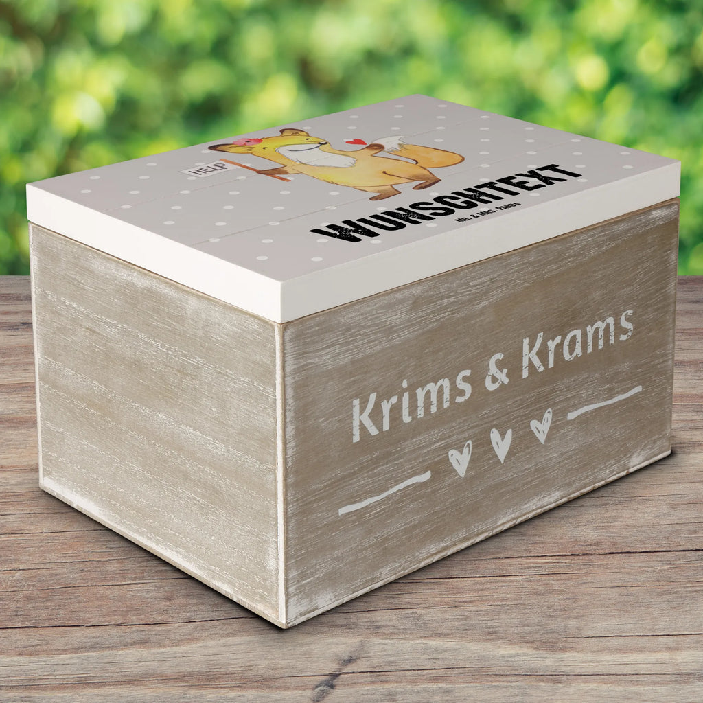 Personalisierte Holzkiste Sozialarbeiterin Herz Holzkiste mit Namen, Kiste mit Namen, Schatzkiste mit Namen, Truhe mit Namen, Schatulle mit Namen, Erinnerungsbox mit Namen, Erinnerungskiste, mit Namen, Dekokiste mit Namen, Aufbewahrungsbox mit Namen, Holzkiste Personalisiert, Kiste Personalisiert, Schatzkiste Personalisiert, Truhe Personalisiert, Schatulle Personalisiert, Erinnerungsbox Personalisiert, Erinnerungskiste Personalisiert, Dekokiste Personalisiert, Aufbewahrungsbox Personalisiert, Geschenkbox personalisiert, GEschenkdose personalisiert, Beruf, Ausbildung, Jubiläum, Abschied, Rente, Kollege, Kollegin, Geschenk, Schenken, Arbeitskollege, Mitarbeiter, Firma, Danke, Dankeschön