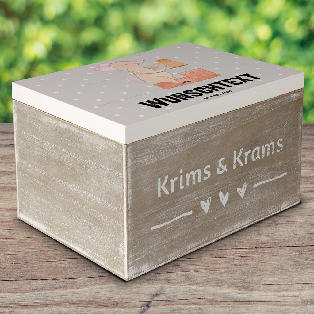 Personalisierte Holzkiste Maus Töpfern Holzkiste mit Namen, Kiste mit Namen, Schatzkiste mit Namen, Truhe mit Namen, Schatulle mit Namen, Erinnerungsbox mit Namen, Erinnerungskiste, mit Namen, Dekokiste mit Namen, Aufbewahrungsbox mit Namen, Holzkiste Personalisiert, Kiste Personalisiert, Schatzkiste Personalisiert, Truhe Personalisiert, Schatulle Personalisiert, Erinnerungsbox Personalisiert, Erinnerungskiste Personalisiert, Dekokiste Personalisiert, Aufbewahrungsbox Personalisiert, Geschenkbox personalisiert, GEschenkdose personalisiert, Geschenk, Sport, Sportart, Hobby, Schenken, Danke, Dankeschön, Auszeichnung, Gewinn, Sportler, Töpfern, Töpferei, Töpferkurs