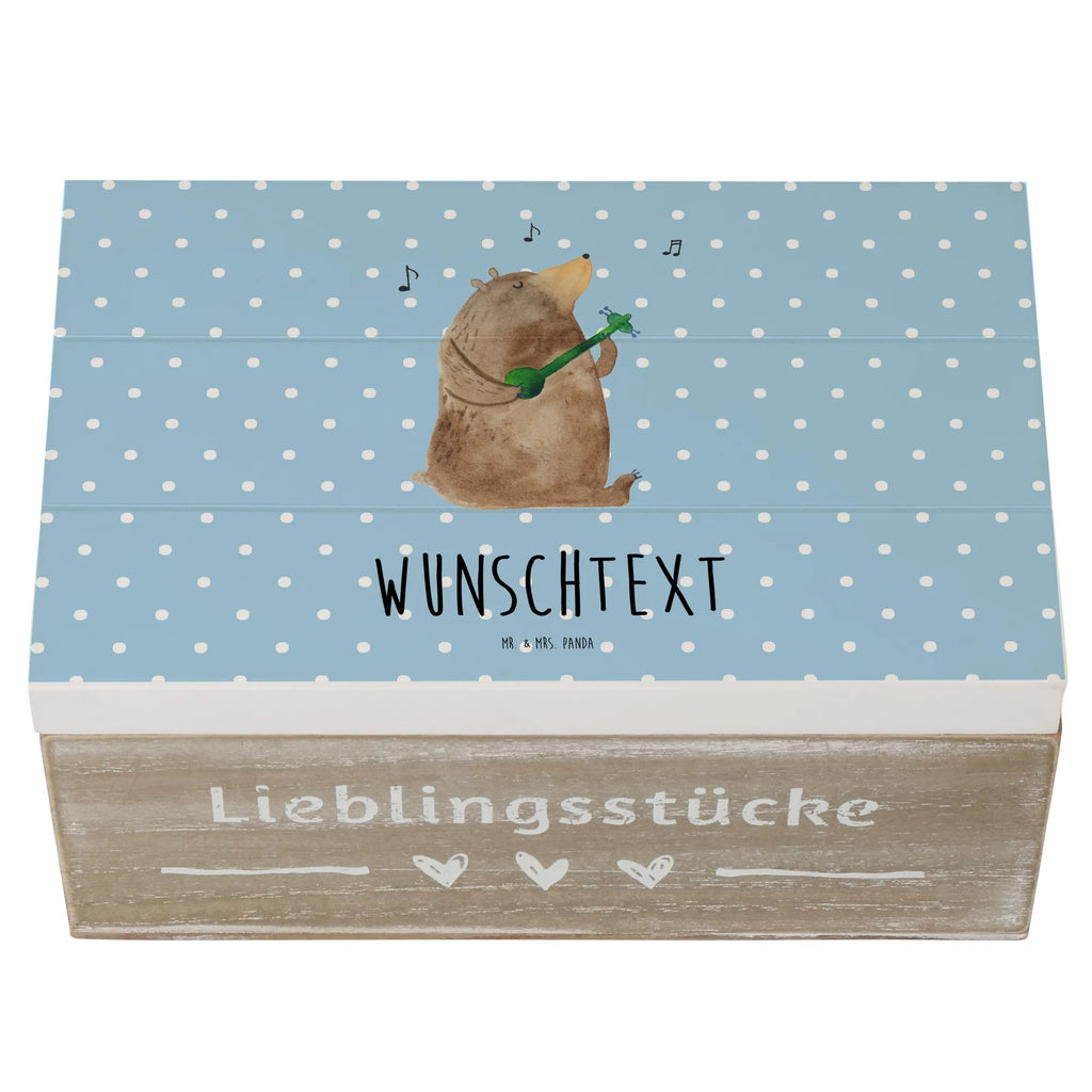 Personalisierte Holzkiste Bär Lied Holzkiste mit Namen, Kiste mit Namen, Schatzkiste mit Namen, Truhe mit Namen, Schatulle mit Namen, Erinnerungsbox mit Namen, Erinnerungskiste, mit Namen, Dekokiste mit Namen, Aufbewahrungsbox mit Namen, Holzkiste Personalisiert, Kiste Personalisiert, Schatzkiste Personalisiert, Truhe Personalisiert, Schatulle Personalisiert, Erinnerungsbox Personalisiert, Erinnerungskiste Personalisiert, Dekokiste Personalisiert, Aufbewahrungsbox Personalisiert, Geschenkbox personalisiert, GEschenkdose personalisiert, Bär, Teddy, Teddybär, Bärchen, Bear, Liebeslied, Lied, Song, Valentinstag, Valentine, Geschenk, Partner, Liebe, Freundin, Frau, Herz, Spruch