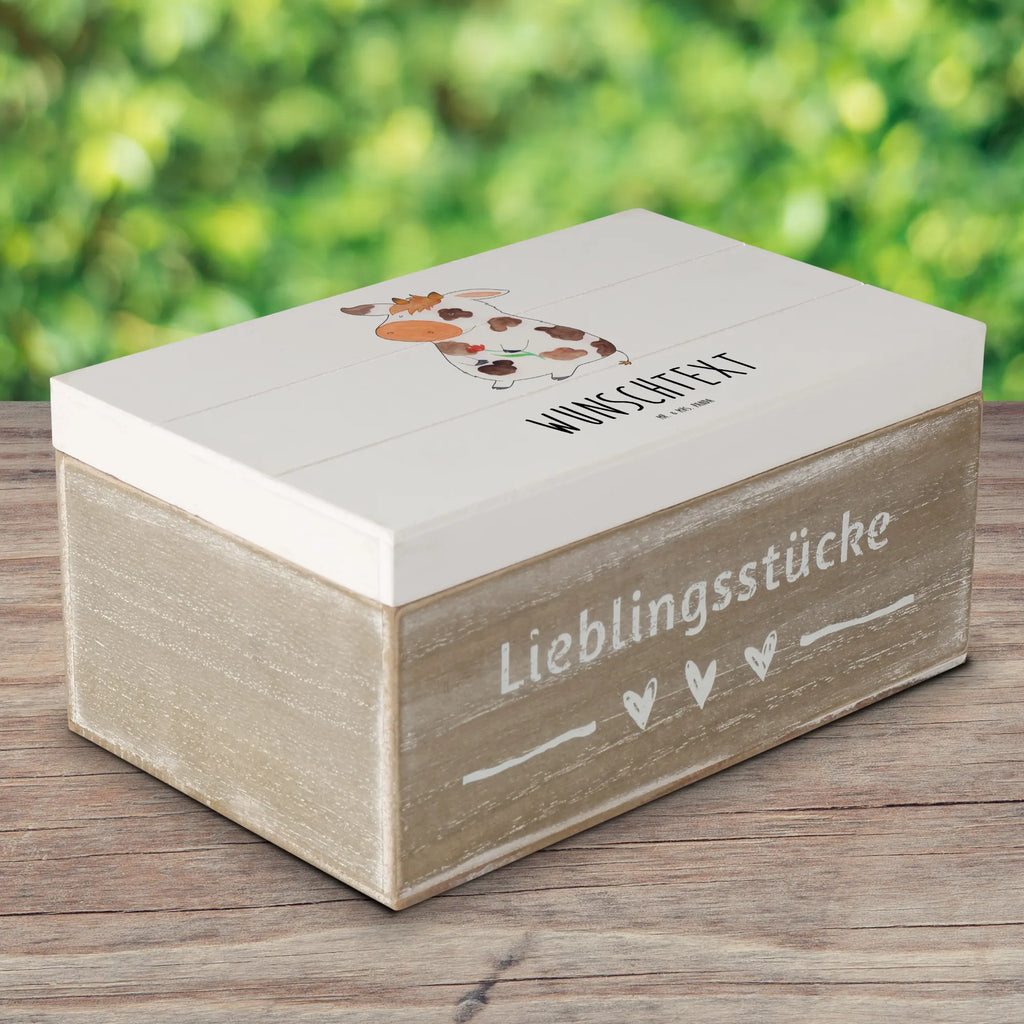 Personalisierte Holzkiste Kuh Holzkiste mit Namen, Kiste mit Namen, Schatzkiste mit Namen, Truhe mit Namen, Schatulle mit Namen, Erinnerungsbox mit Namen, Erinnerungskiste, mit Namen, Dekokiste mit Namen, Aufbewahrungsbox mit Namen, Holzkiste Personalisiert, Kiste Personalisiert, Schatzkiste Personalisiert, Truhe Personalisiert, Schatulle Personalisiert, Erinnerungsbox Personalisiert, Erinnerungskiste Personalisiert, Dekokiste Personalisiert, Aufbewahrungsbox Personalisiert, Geschenkbox personalisiert, GEschenkdose personalisiert, Bauernhof, Hoftiere, Landwirt, Landwirtin, Kuh, Kühe, Träume, Flausen, Spruch, Magie, Motivtion, Hof, Milch, Milchkuh