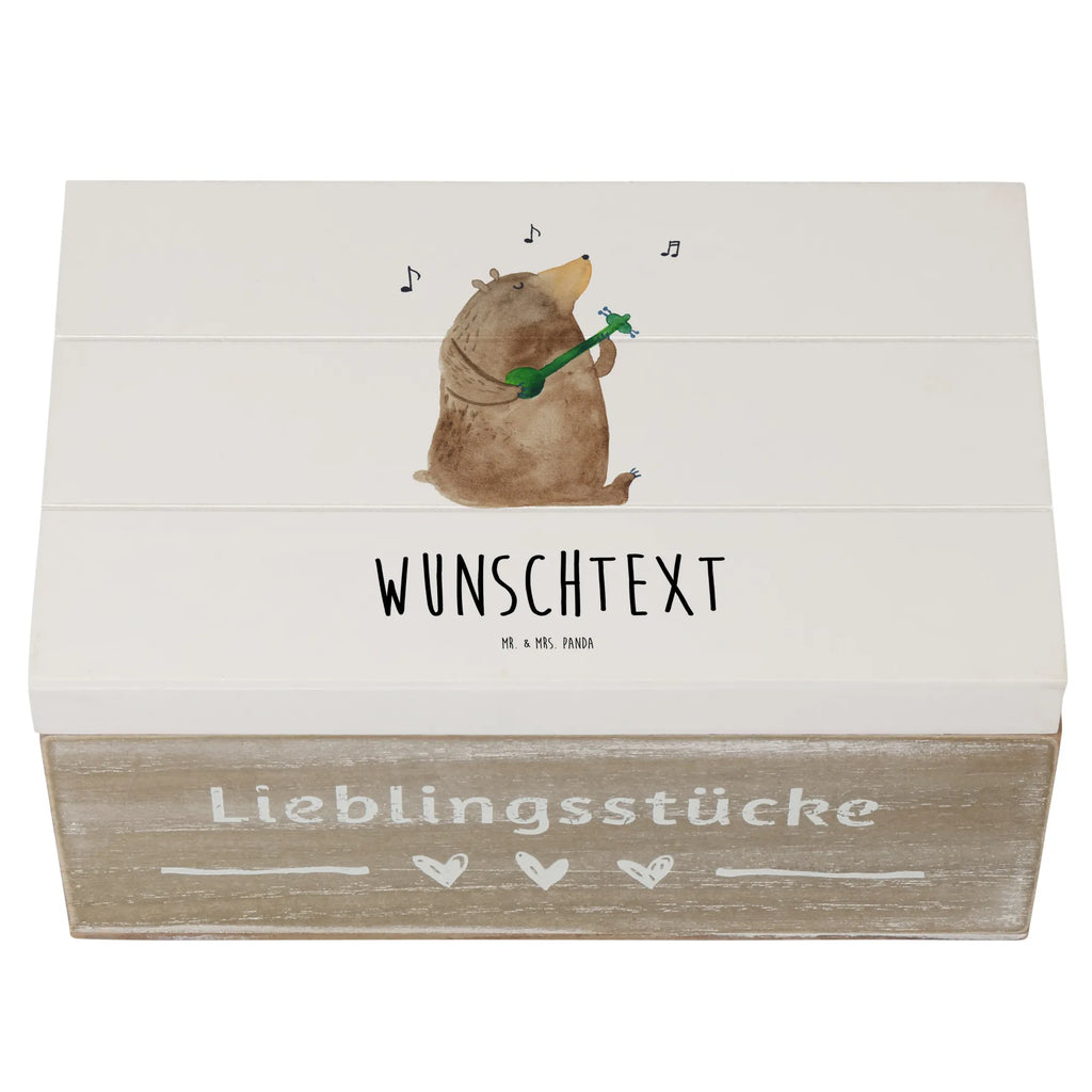 Personalisierte Holzkiste Bär Gitarre Holzkiste mit Namen, Kiste mit Namen, Schatzkiste mit Namen, Truhe mit Namen, Schatulle mit Namen, Erinnerungsbox mit Namen, Erinnerungskiste, mit Namen, Dekokiste mit Namen, Aufbewahrungsbox mit Namen, Holzkiste Personalisiert, Kiste Personalisiert, Schatzkiste Personalisiert, Truhe Personalisiert, Schatulle Personalisiert, Erinnerungsbox Personalisiert, Erinnerungskiste Personalisiert, Dekokiste Personalisiert, Aufbewahrungsbox Personalisiert, Geschenkbox personalisiert, GEschenkdose personalisiert, Bär, Teddy, Teddybär