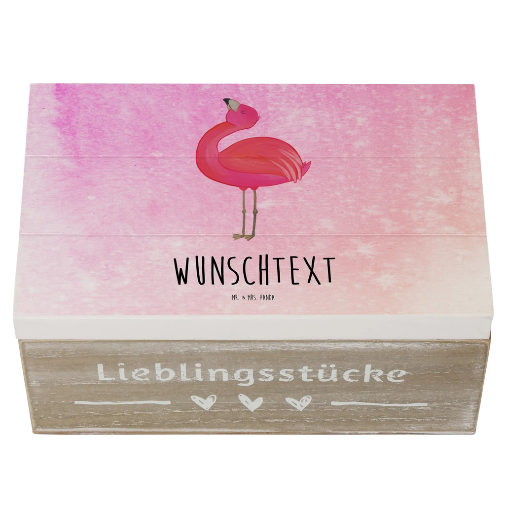 Personalisierte Holzkiste Flamingo stolz Holzkiste mit Namen, Kiste mit Namen, Schatzkiste mit Namen, Truhe mit Namen, Schatulle mit Namen, Erinnerungsbox mit Namen, Erinnerungskiste, mit Namen, Dekokiste mit Namen, Aufbewahrungsbox mit Namen, Holzkiste Personalisiert, Kiste Personalisiert, Schatzkiste Personalisiert, Truhe Personalisiert, Schatulle Personalisiert, Erinnerungsbox Personalisiert, Erinnerungskiste Personalisiert, Dekokiste Personalisiert, Aufbewahrungsbox Personalisiert, Geschenkbox personalisiert, GEschenkdose personalisiert, Flamingo, stolz, Freude, Selbstliebe, Selbstakzeptanz, Freundin, beste Freundin, Tochter, Mama, Schwester