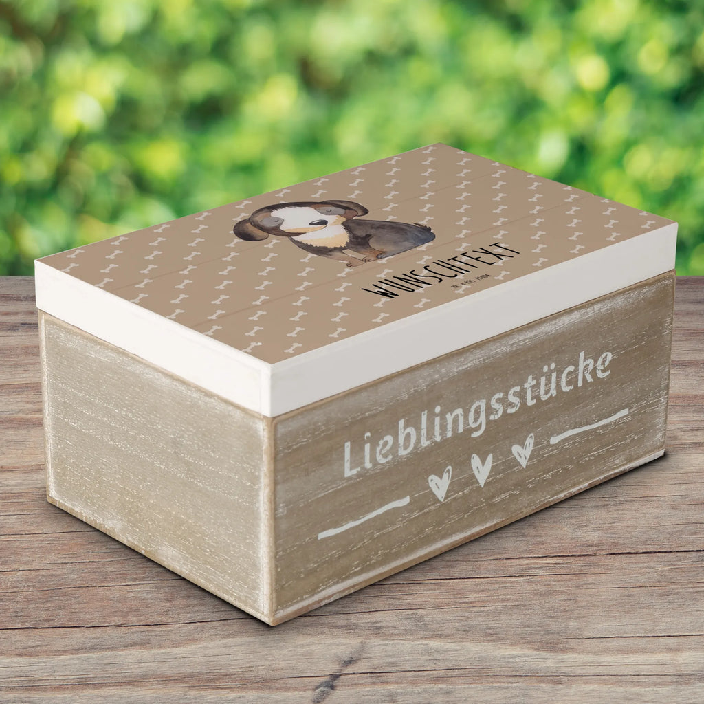 Personalisierte Holzkiste Hund Entspannen Holzkiste mit Namen, Kiste mit Namen, Schatzkiste mit Namen, Truhe mit Namen, Schatulle mit Namen, Erinnerungsbox mit Namen, Erinnerungskiste, mit Namen, Dekokiste mit Namen, Aufbewahrungsbox mit Namen, Holzkiste Personalisiert, Kiste Personalisiert, Schatzkiste Personalisiert, Truhe Personalisiert, Schatulle Personalisiert, Erinnerungsbox Personalisiert, Erinnerungskiste Personalisiert, Dekokiste Personalisiert, Aufbewahrungsbox Personalisiert, Geschenkbox personalisiert, GEschenkdose personalisiert, Hund, Hundemotiv, Haustier, Hunderasse, Tierliebhaber, Hundebesitzer, Sprüche, schwarzer Hund, Hundeliebe, Liebe, Hundeglück