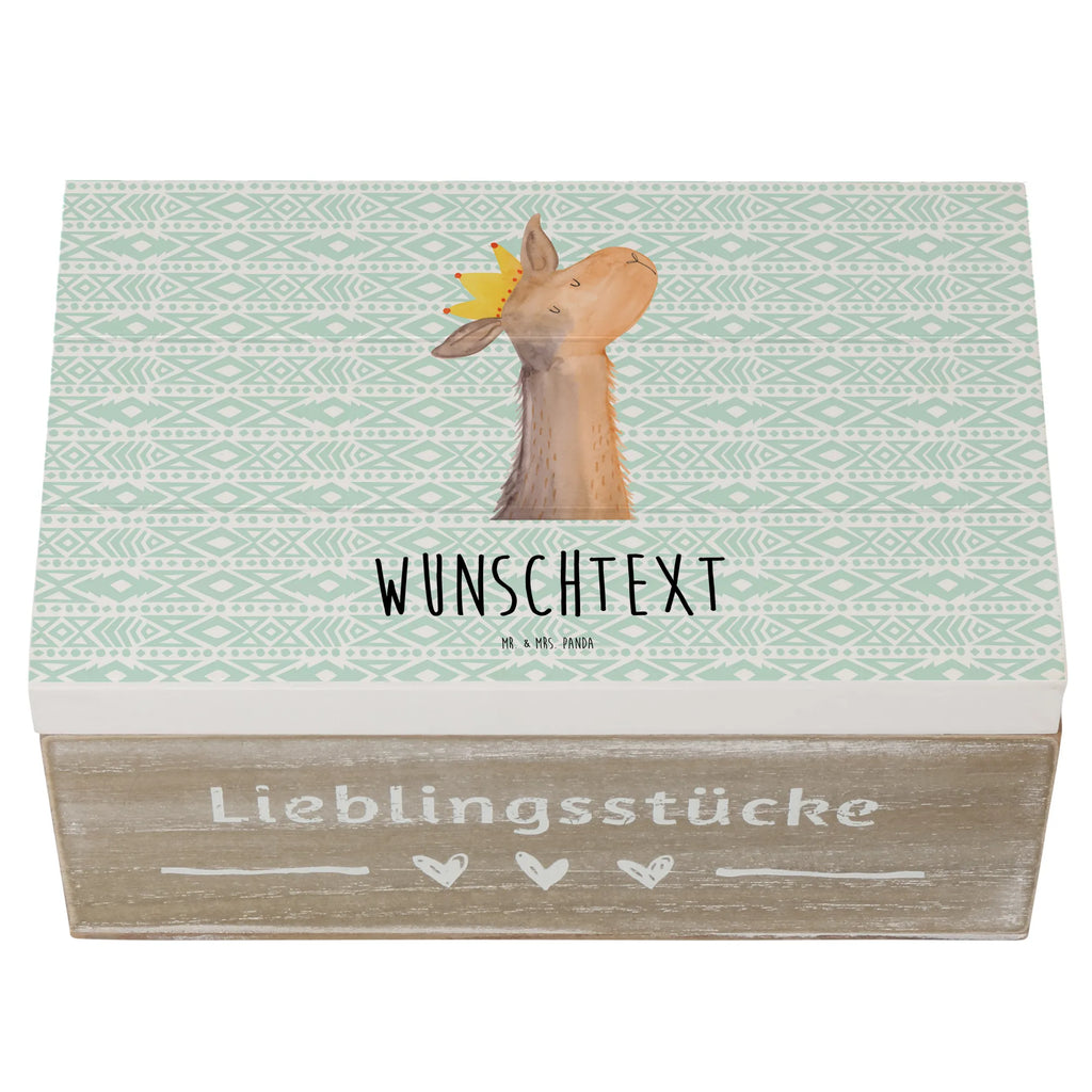 Personalisierte Holzkiste Lamakopf König Holzkiste mit Namen, Kiste mit Namen, Schatzkiste mit Namen, Truhe mit Namen, Schatulle mit Namen, Erinnerungsbox mit Namen, Erinnerungskiste, mit Namen, Dekokiste mit Namen, Aufbewahrungsbox mit Namen, Holzkiste Personalisiert, Kiste Personalisiert, Schatzkiste Personalisiert, Truhe Personalisiert, Schatulle Personalisiert, Erinnerungsbox Personalisiert, Erinnerungskiste Personalisiert, Dekokiste Personalisiert, Aufbewahrungsbox Personalisiert, Geschenkbox personalisiert, GEschenkdose personalisiert, Lama, Alpaka, Lamas, König, Königin, Freundin, Mama, Papa, Büro Kollege, Kollegin, Chef, Vorgesetzter, Abi, Abitur