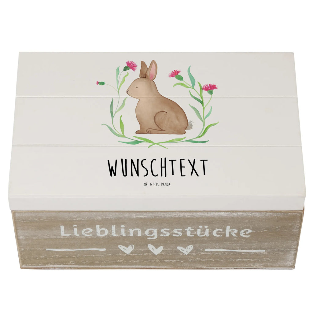 Personalisierte Holzkiste Hase Sitzen Holzkiste mit Namen, Kiste mit Namen, Schatzkiste mit Namen, Truhe mit Namen, Schatulle mit Namen, Erinnerungsbox mit Namen, Erinnerungskiste, mit Namen, Dekokiste mit Namen, Aufbewahrungsbox mit Namen, Holzkiste Personalisiert, Kiste Personalisiert, Schatzkiste Personalisiert, Truhe Personalisiert, Schatulle Personalisiert, Erinnerungsbox Personalisiert, Erinnerungskiste Personalisiert, Dekokiste Personalisiert, Aufbewahrungsbox Personalisiert, Geschenkbox personalisiert, GEschenkdose personalisiert, Ostern, Osterhase, Ostergeschenke, Osternest, Osterdeko, Geschenke zu Ostern, Ostern Geschenk, Ostergeschenke Kinder, Ostern Kinder, Frohe Ostern, Ostergrüße, Osterblume, Liebe, Grüße, Hase, Kaninchen