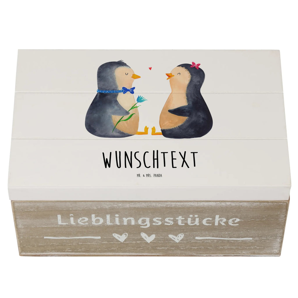 Personalisierte Holzkiste Pinguin Pärchen Holzkiste mit Namen, Kiste mit Namen, Schatzkiste mit Namen, Truhe mit Namen, Schatulle mit Namen, Erinnerungsbox mit Namen, Erinnerungskiste, mit Namen, Dekokiste mit Namen, Aufbewahrungsbox mit Namen, Holzkiste Personalisiert, Kiste Personalisiert, Schatzkiste Personalisiert, Truhe Personalisiert, Schatulle Personalisiert, Erinnerungsbox Personalisiert, Erinnerungskiste Personalisiert, Dekokiste Personalisiert, Aufbewahrungsbox Personalisiert, Geschenkbox personalisiert, GEschenkdose personalisiert, Pinguin, Pinguine, Liebe, Liebespaar, Liebesbeweis, Liebesgeschenk, Verlobung, Jahrestag, Hochzeitstag, Hochzeit, Hochzeitsgeschenk, große Liebe, Traumpaar