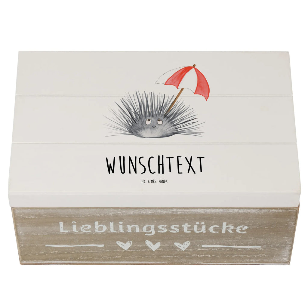 Personalisierte Holzkiste Seeigel Holzkiste mit Namen, Kiste mit Namen, Schatzkiste mit Namen, Truhe mit Namen, Schatulle mit Namen, Erinnerungsbox mit Namen, Erinnerungskiste, mit Namen, Dekokiste mit Namen, Aufbewahrungsbox mit Namen, Holzkiste Personalisiert, Kiste Personalisiert, Schatzkiste Personalisiert, Truhe Personalisiert, Schatulle Personalisiert, Erinnerungsbox Personalisiert, Erinnerungskiste Personalisiert, Dekokiste Personalisiert, Aufbewahrungsbox Personalisiert, Geschenkbox personalisiert, GEschenkdose personalisiert, Meerestiere, Meer, Urlaub, Seeigel, Achtsamkeit, Selbstakzeptanz, Selbstliebe, Hier und Jetzt, Leben, Lebe