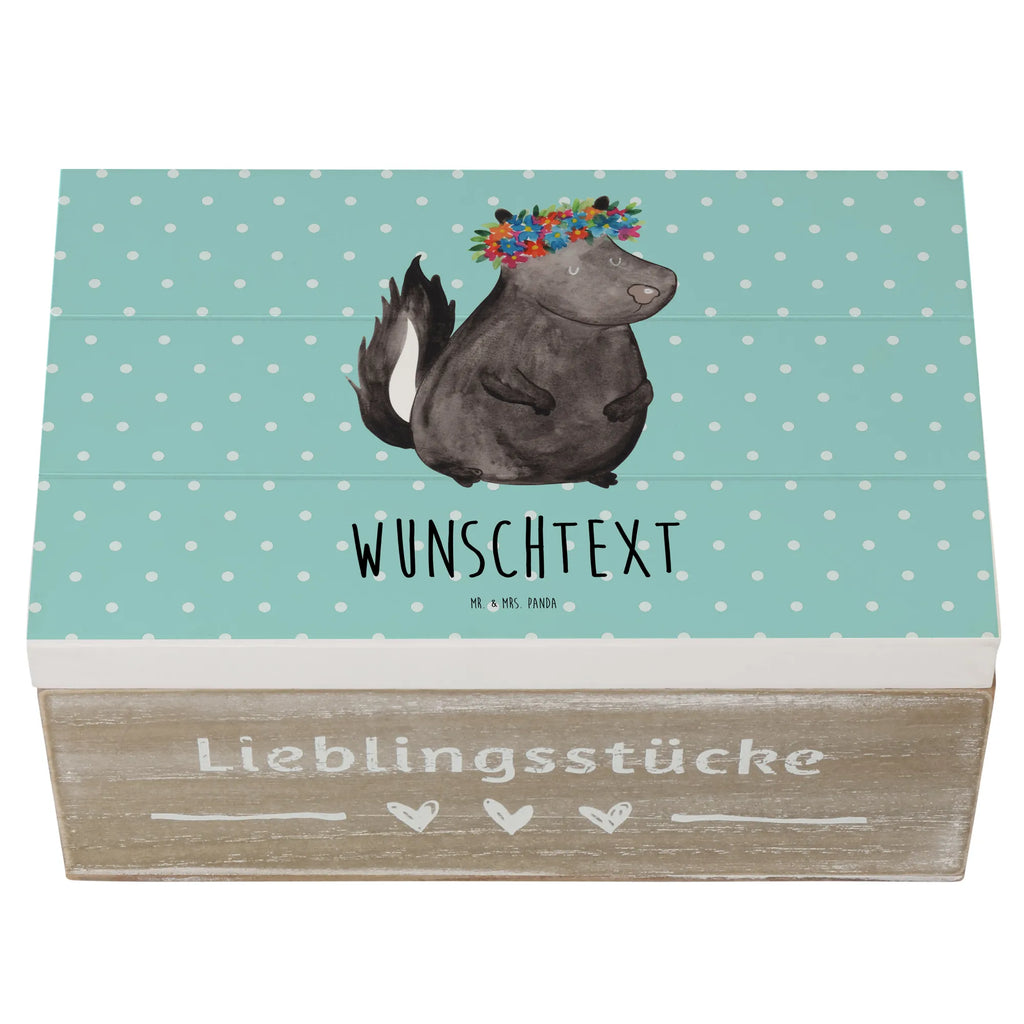 Personalisierte Holzkiste Stinktier Blumenmaedchen Holzkiste mit Namen, Kiste mit Namen, Schatzkiste mit Namen, Truhe mit Namen, Schatulle mit Namen, Erinnerungsbox mit Namen, Erinnerungskiste, mit Namen, Dekokiste mit Namen, Aufbewahrungsbox mit Namen, Holzkiste Personalisiert, Kiste Personalisiert, Schatzkiste Personalisiert, Truhe Personalisiert, Schatulle Personalisiert, Erinnerungsbox Personalisiert, Erinnerungskiste Personalisiert, Dekokiste Personalisiert, Aufbewahrungsbox Personalisiert, Geschenkbox personalisiert, GEschenkdose personalisiert, Stinktier, Skunk, Wildtier, Raubtier, Stinker, Stinki, Yoga, Namaste, Lebe, Liebe, Lache