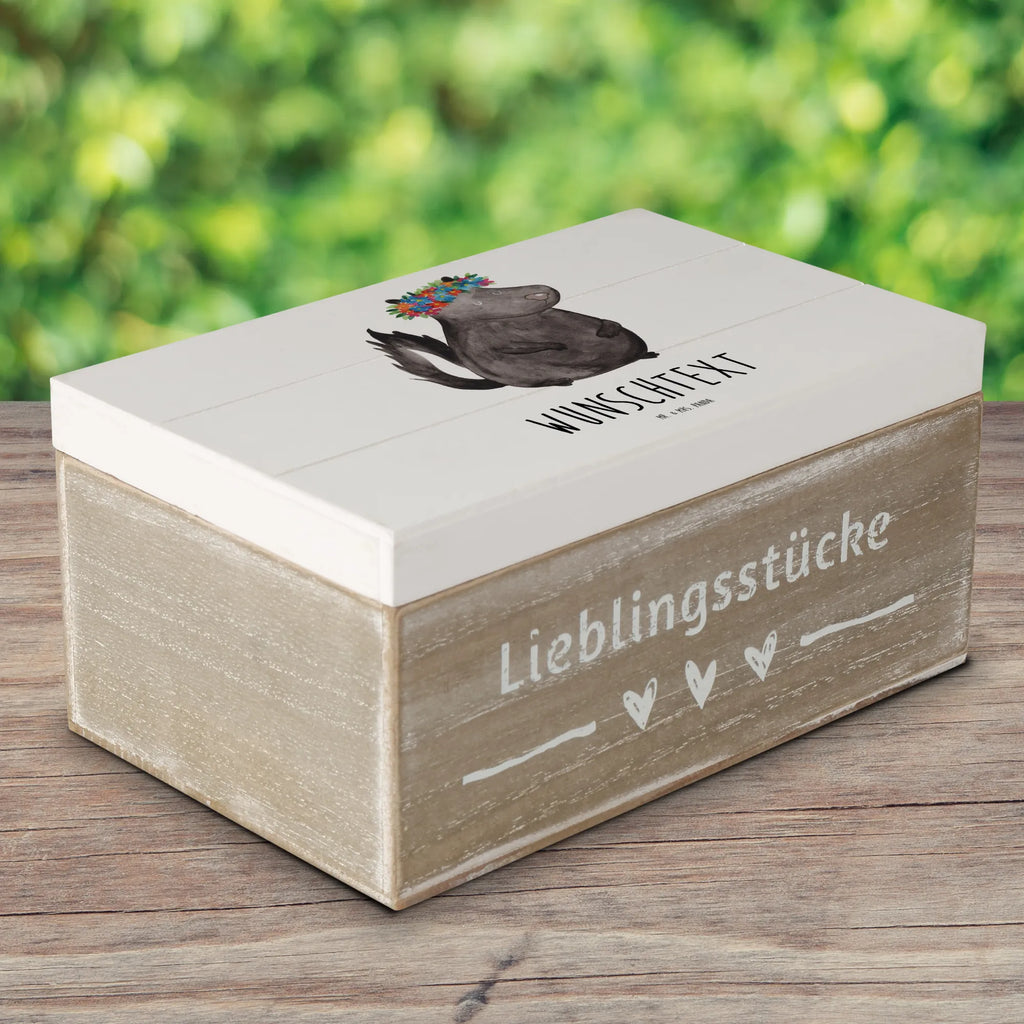 Personalisierte Holzkiste Stinktier Blumenmaedchen Holzkiste mit Namen, Kiste mit Namen, Schatzkiste mit Namen, Truhe mit Namen, Schatulle mit Namen, Erinnerungsbox mit Namen, Erinnerungskiste, mit Namen, Dekokiste mit Namen, Aufbewahrungsbox mit Namen, Holzkiste Personalisiert, Kiste Personalisiert, Schatzkiste Personalisiert, Truhe Personalisiert, Schatulle Personalisiert, Erinnerungsbox Personalisiert, Erinnerungskiste Personalisiert, Dekokiste Personalisiert, Aufbewahrungsbox Personalisiert, Geschenkbox personalisiert, GEschenkdose personalisiert, Stinktier, Skunk, Wildtier, Raubtier, Stinker, Stinki, Yoga, Namaste