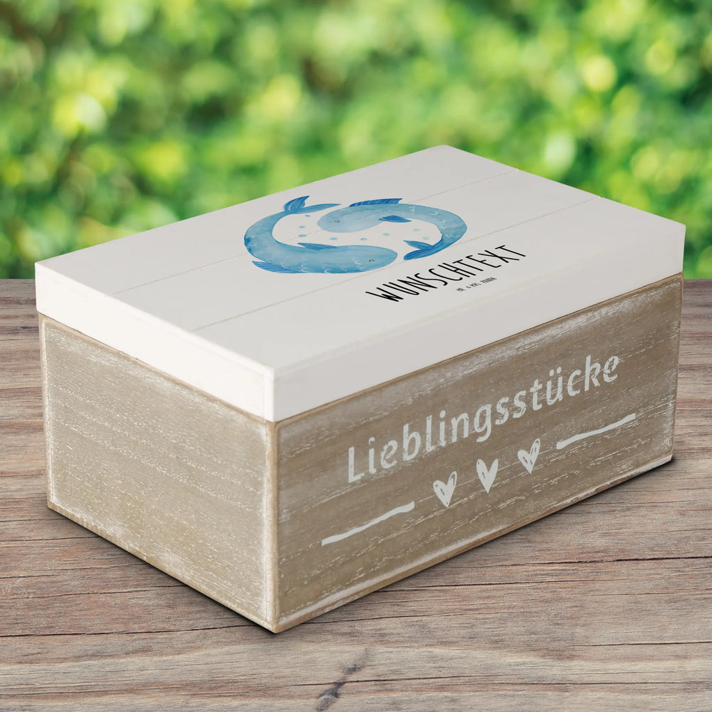 Personalisierte Holzkiste Sternzeichen Fische Holzkiste mit Namen, Kiste mit Namen, Schatzkiste mit Namen, Truhe mit Namen, Schatulle mit Namen, Erinnerungsbox mit Namen, Erinnerungskiste, mit Namen, Dekokiste mit Namen, Aufbewahrungsbox mit Namen, Holzkiste Personalisiert, Kiste Personalisiert, Schatzkiste Personalisiert, Truhe Personalisiert, Schatulle Personalisiert, Erinnerungsbox Personalisiert, Erinnerungskiste Personalisiert, Dekokiste Personalisiert, Aufbewahrungsbox Personalisiert, Geschenkbox personalisiert, GEschenkdose personalisiert, Tierkreiszeichen, Sternzeichen, Horoskop, Astrologie, Aszendent, Fisch, Fische Geschenk, Fische Sternzeichen, Fische Sternbild, Geschenk Februar, Geschenk März, Geburtstag Februar, Geburtstag März