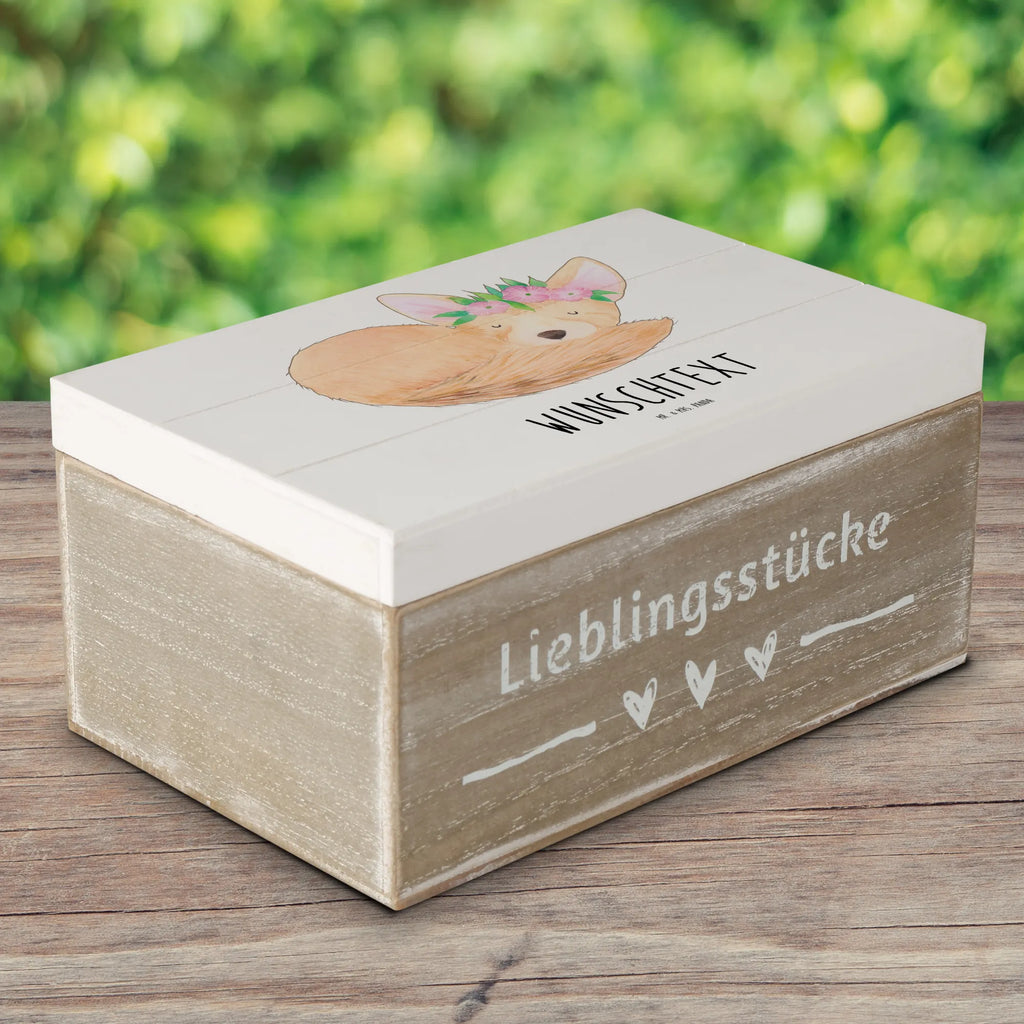 Personalisierte Holzkiste Wüstenfuchs Blumen Holzkiste mit Namen, Kiste mit Namen, Schatzkiste mit Namen, Truhe mit Namen, Schatulle mit Namen, Erinnerungsbox mit Namen, Erinnerungskiste, mit Namen, Dekokiste mit Namen, Aufbewahrungsbox mit Namen, Holzkiste Personalisiert, Kiste Personalisiert, Schatzkiste Personalisiert, Truhe Personalisiert, Schatulle Personalisiert, Erinnerungsbox Personalisiert, Erinnerungskiste Personalisiert, Dekokiste Personalisiert, Aufbewahrungsbox Personalisiert, Geschenkbox personalisiert, GEschenkdose personalisiert, Afrika, Wildtiere, Wüste, Wüstenfuchs, Blumen, Blumenkranz, Glücklich