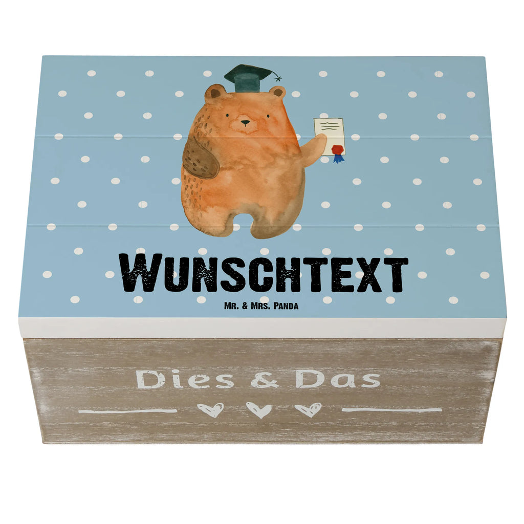 Personalisierte Holzkiste Bär Prüfung Holzkiste mit Namen, Kiste mit Namen, Schatzkiste mit Namen, Truhe mit Namen, Schatulle mit Namen, Erinnerungsbox mit Namen, Erinnerungskiste, mit Namen, Dekokiste mit Namen, Aufbewahrungsbox mit Namen, Holzkiste Personalisiert, Kiste Personalisiert, Schatzkiste Personalisiert, Truhe Personalisiert, Schatulle Personalisiert, Erinnerungsbox Personalisiert, Erinnerungskiste Personalisiert, Dekokiste Personalisiert, Aufbewahrungsbox Personalisiert, Geschenkbox personalisiert, GEschenkdose personalisiert, Bär, Teddy, Teddybär, Abitur, Prüfungen, Prüfung bestanden, Abschluss, Zeugnis, Abschlusszeugnis