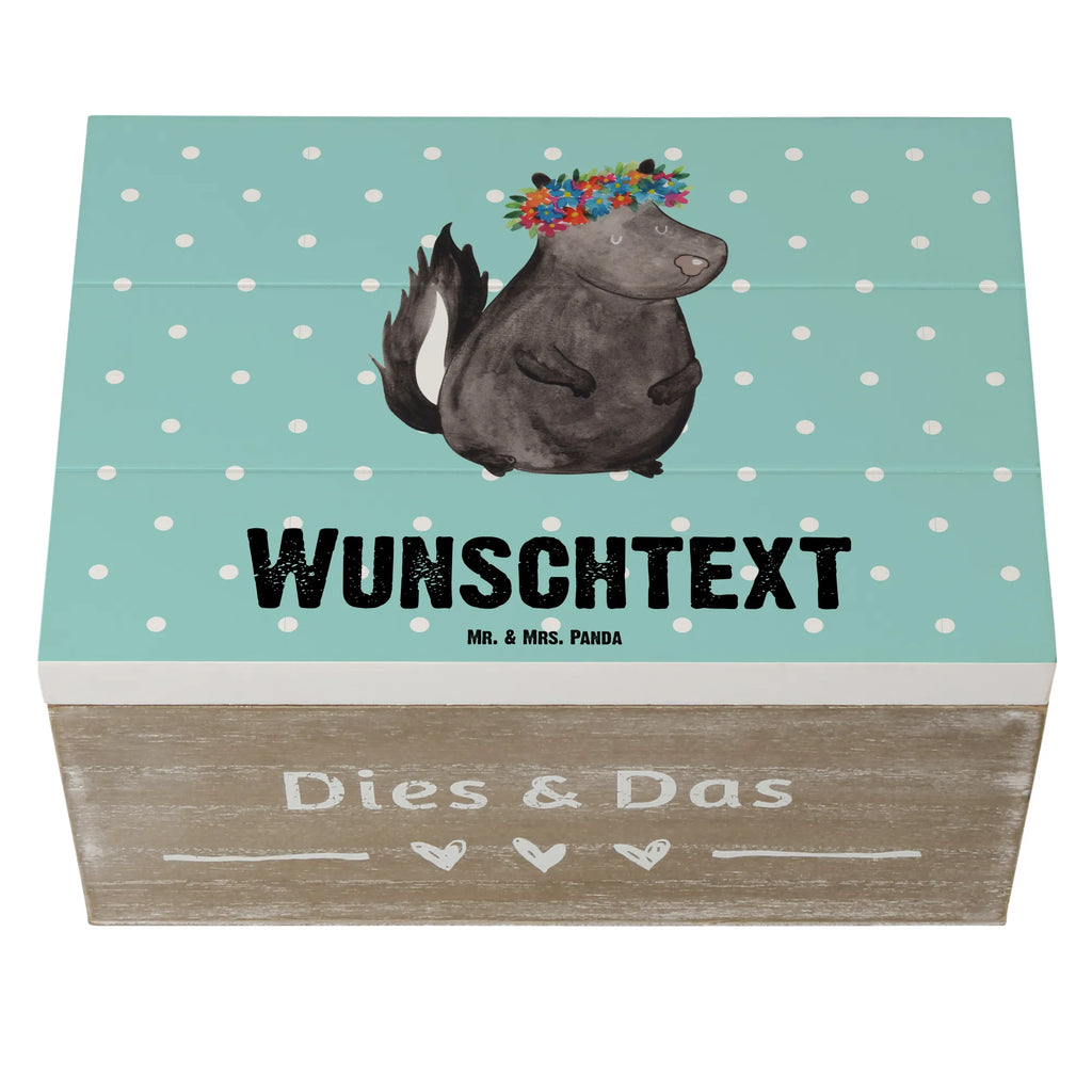 Personalisierte Holzkiste Stinktier Blumenmaedchen Holzkiste mit Namen, Kiste mit Namen, Schatzkiste mit Namen, Truhe mit Namen, Schatulle mit Namen, Erinnerungsbox mit Namen, Erinnerungskiste, mit Namen, Dekokiste mit Namen, Aufbewahrungsbox mit Namen, Holzkiste Personalisiert, Kiste Personalisiert, Schatzkiste Personalisiert, Truhe Personalisiert, Schatulle Personalisiert, Erinnerungsbox Personalisiert, Erinnerungskiste Personalisiert, Dekokiste Personalisiert, Aufbewahrungsbox Personalisiert, Geschenkbox personalisiert, GEschenkdose personalisiert, Stinktier, Skunk, Wildtier, Raubtier, Stinker, Stinki, Yoga, Namaste