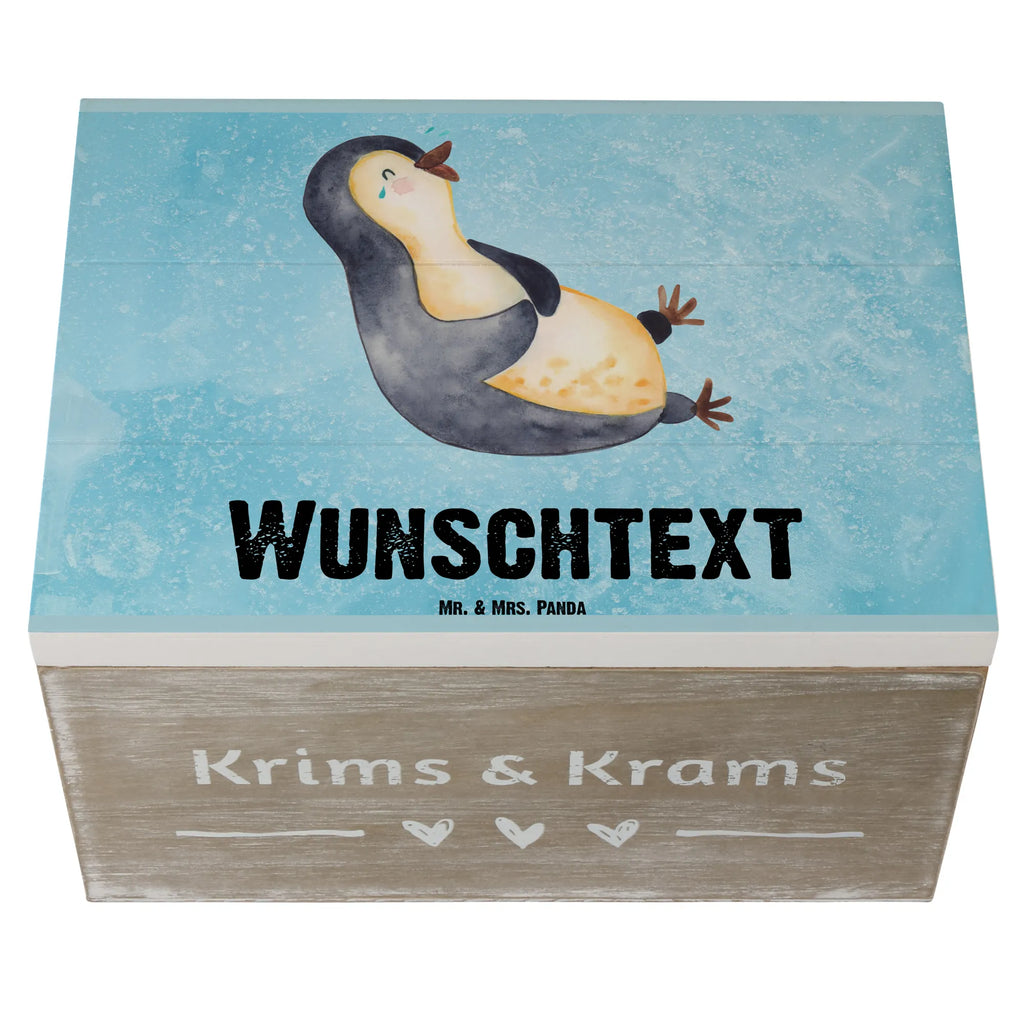 Personalisierte Holzkiste Pinguin lachend Holzkiste mit Namen, Kiste mit Namen, Schatzkiste mit Namen, Truhe mit Namen, Schatulle mit Namen, Erinnerungsbox mit Namen, Erinnerungskiste, mit Namen, Dekokiste mit Namen, Aufbewahrungsbox mit Namen, Holzkiste Personalisiert, Kiste Personalisiert, Schatzkiste Personalisiert, Truhe Personalisiert, Schatulle Personalisiert, Erinnerungsbox Personalisiert, Erinnerungskiste Personalisiert, Dekokiste Personalisiert, Aufbewahrungsbox Personalisiert, Geschenkbox personalisiert, GEschenkdose personalisiert, Pinguin, Pinguine, lustiger Spruch, Optimismus, Fröhlich, Lachen, Humor, Fröhlichkeit