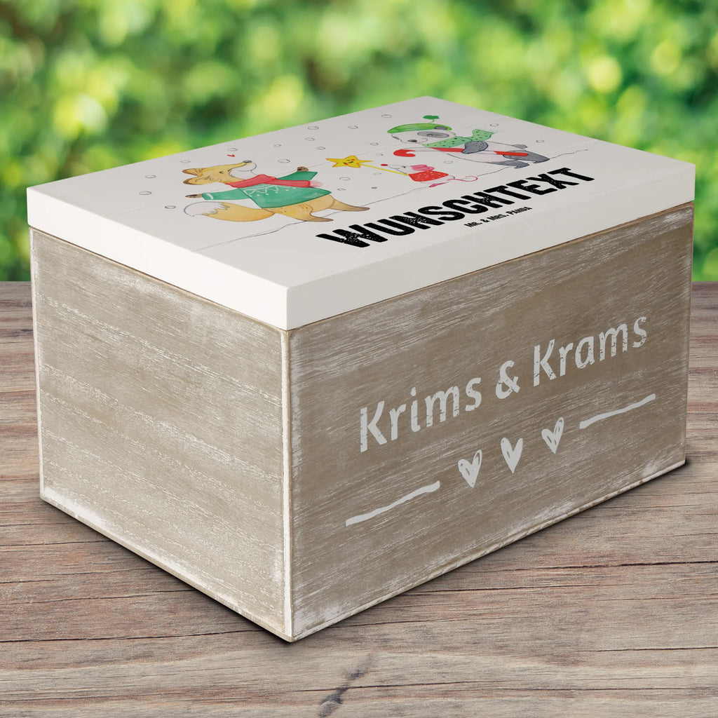 Personalisierte Holzkiste Winter Weihnachtsfreude Holzkiste mit Namen, Kiste mit Namen, Schatzkiste mit Namen, Truhe mit Namen, Schatulle mit Namen, Erinnerungsbox mit Namen, Erinnerungskiste, mit Namen, Dekokiste mit Namen, Aufbewahrungsbox mit Namen, Holzkiste Personalisiert, Kiste Personalisiert, Schatzkiste Personalisiert, Truhe Personalisiert, Schatulle Personalisiert, Erinnerungsbox Personalisiert, Erinnerungskiste Personalisiert, Dekokiste Personalisiert, Aufbewahrungsbox Personalisiert, Geschenkbox personalisiert, GEschenkdose personalisiert, Winter, Weihnachten, Weihnachtsdeko, Nikolaus, Advent, Heiligabend, Wintermotiv, Weihnachtsmann, Weihnachtstage, Fuchs, Weihnachtsbaum, Tannenbaum, Weihnachtszeit