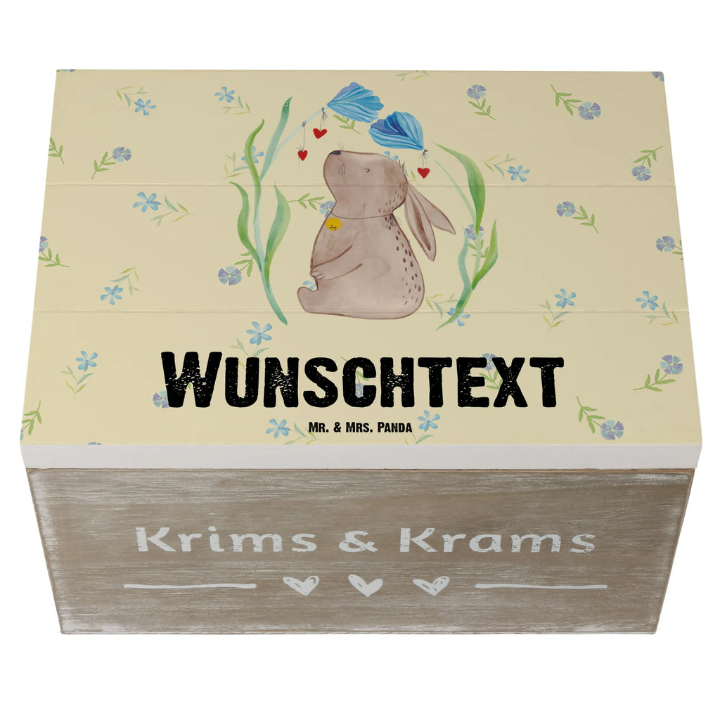 Personalisierte Holzkiste Hase Blume Holzkiste mit Namen, Kiste mit Namen, Schatzkiste mit Namen, Truhe mit Namen, Schatulle mit Namen, Erinnerungsbox mit Namen, Erinnerungskiste, mit Namen, Dekokiste mit Namen, Aufbewahrungsbox mit Namen, Holzkiste Personalisiert, Kiste Personalisiert, Schatzkiste Personalisiert, Truhe Personalisiert, Schatulle Personalisiert, Erinnerungsbox Personalisiert, Erinnerungskiste Personalisiert, Dekokiste Personalisiert, Aufbewahrungsbox Personalisiert, Geschenkbox personalisiert, GEschenkdose personalisiert, Ostern, Osterhase, Ostergeschenke, Osternest, Osterdeko, Geschenke zu Ostern, Ostern Geschenk, Ostergeschenke Kinder, Ostern Kinder, Hase, Kaninchen, Kind, Taufe, Taufgeschenk, Geburt, Schwangerschaft, erstes Kind, Kindergeburtstag, Geburtstag, Hoffnung, Träume