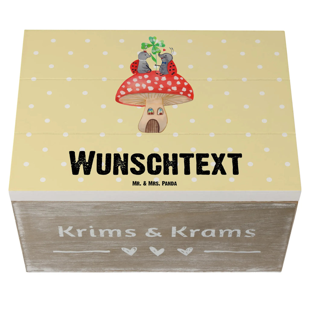 Personalisierte Holzkiste Marienkäfer Fliegenpilz Holzkiste mit Namen, Kiste mit Namen, Schatzkiste mit Namen, Truhe mit Namen, Schatulle mit Namen, Erinnerungsbox mit Namen, Erinnerungskiste, mit Namen, Dekokiste mit Namen, Aufbewahrungsbox mit Namen, Holzkiste Personalisiert, Kiste Personalisiert, Schatzkiste Personalisiert, Truhe Personalisiert, Schatulle Personalisiert, Erinnerungsbox Personalisiert, Erinnerungskiste Personalisiert, Dekokiste Personalisiert, Aufbewahrungsbox Personalisiert, Geschenkbox personalisiert, GEschenkdose personalisiert, Tiermotive, Gute Laune, lustige Sprüche, Tiere, Haus, Wohnung, zuhause, Fliegenpilz, Marienkäfer, Fleigenpilzhaus