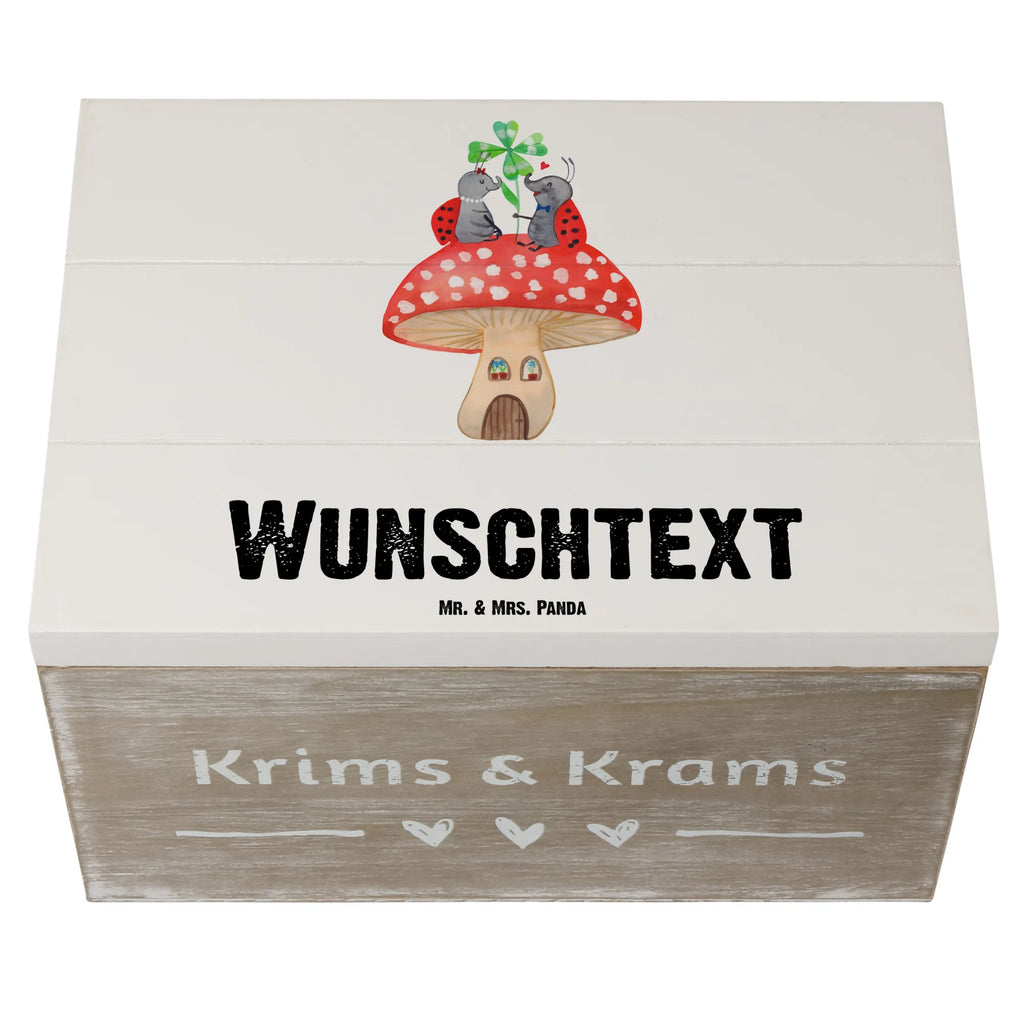 Personalisierte Holzkiste Marienkäfer Fliegenpilz Holzkiste mit Namen, Kiste mit Namen, Schatzkiste mit Namen, Truhe mit Namen, Schatulle mit Namen, Erinnerungsbox mit Namen, Erinnerungskiste, mit Namen, Dekokiste mit Namen, Aufbewahrungsbox mit Namen, Holzkiste Personalisiert, Kiste Personalisiert, Schatzkiste Personalisiert, Truhe Personalisiert, Schatulle Personalisiert, Erinnerungsbox Personalisiert, Erinnerungskiste Personalisiert, Dekokiste Personalisiert, Aufbewahrungsbox Personalisiert, Geschenkbox personalisiert, GEschenkdose personalisiert, Tiermotive, Gute Laune, lustige Sprüche, Tiere, Haus, Wohnung, zuhause, Fliegenpilz, Marienkäfer, Fleigenpilzhaus