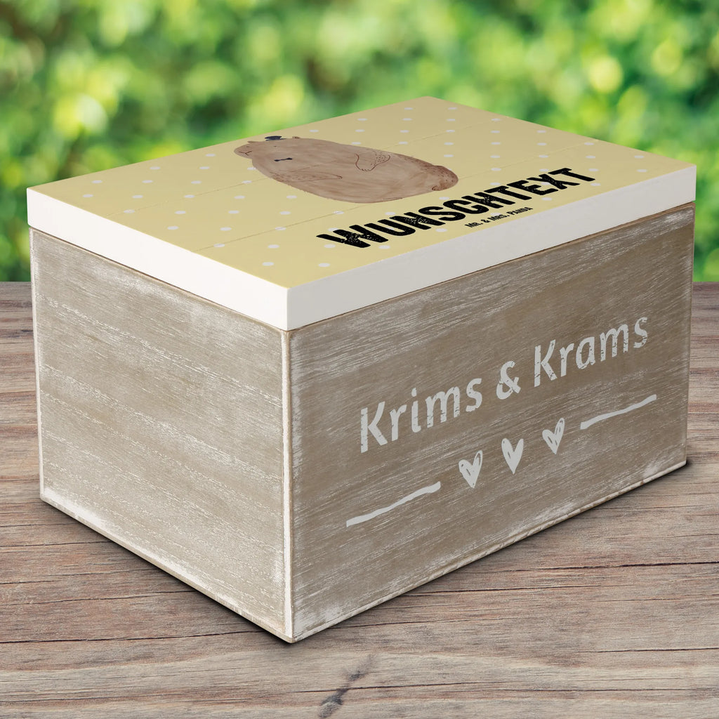 Personalisierte Holzkiste Murmeltier Holzkiste mit Namen, Kiste mit Namen, Schatzkiste mit Namen, Truhe mit Namen, Schatulle mit Namen, Erinnerungsbox mit Namen, Erinnerungskiste, mit Namen, Dekokiste mit Namen, Aufbewahrungsbox mit Namen, Holzkiste Personalisiert, Kiste Personalisiert, Schatzkiste Personalisiert, Truhe Personalisiert, Schatulle Personalisiert, Erinnerungsbox Personalisiert, Erinnerungskiste Personalisiert, Dekokiste Personalisiert, Aufbewahrungsbox Personalisiert, Geschenkbox personalisiert, GEschenkdose personalisiert, Tiermotive, Gute Laune, lustige Sprüche, Tiere, Murmeltier, Knigge, Fröhlichkeit, Freundlichkeit, Respekt, Anstand