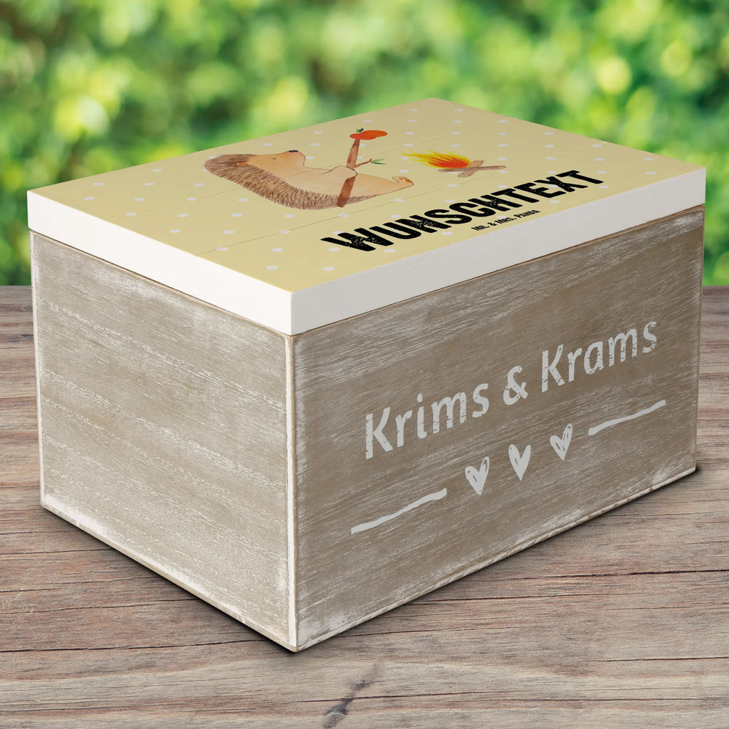 Personalisierte Holzkiste Igel Grillen Holzkiste mit Namen, Kiste mit Namen, Schatzkiste mit Namen, Truhe mit Namen, Schatulle mit Namen, Erinnerungsbox mit Namen, Erinnerungskiste, mit Namen, Dekokiste mit Namen, Aufbewahrungsbox mit Namen, Holzkiste Personalisiert, Kiste Personalisiert, Schatzkiste Personalisiert, Truhe Personalisiert, Schatulle Personalisiert, Erinnerungsbox Personalisiert, Erinnerungskiste Personalisiert, Dekokiste Personalisiert, Aufbewahrungsbox Personalisiert, Geschenkbox personalisiert, GEschenkdose personalisiert, Tiermotive, Gute Laune, lustige Sprüche, Tiere, Igel, Grillen, Ziele, Motivation, arbeitslos, Sinn des Lebens, Spruch