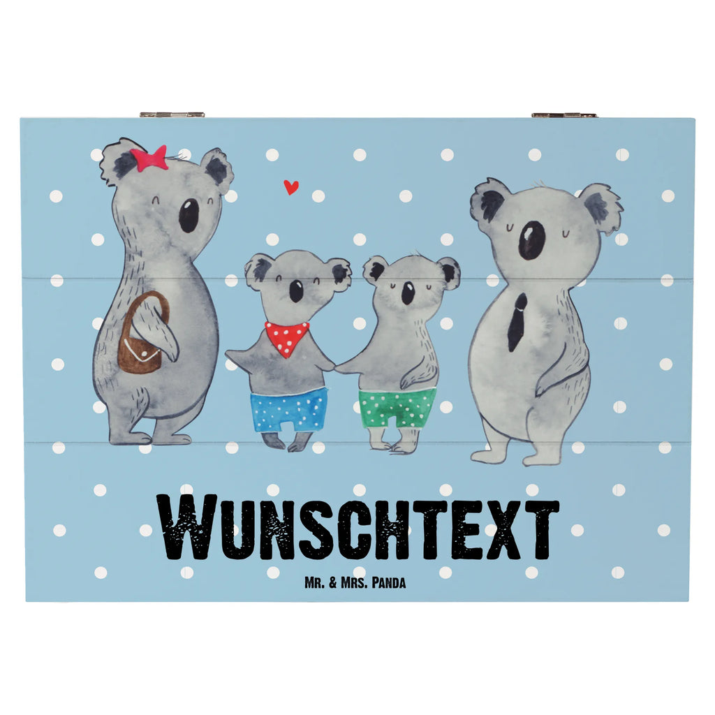 Personalisierte Holzkiste Koala Familie zwei Holzkiste mit Namen, Kiste mit Namen, Schatzkiste mit Namen, Truhe mit Namen, Schatulle mit Namen, Erinnerungsbox mit Namen, Erinnerungskiste, mit Namen, Dekokiste mit Namen, Aufbewahrungsbox mit Namen, Holzkiste Personalisiert, Kiste Personalisiert, Schatzkiste Personalisiert, Truhe Personalisiert, Schatulle Personalisiert, Erinnerungsbox Personalisiert, Erinnerungskiste Personalisiert, Dekokiste Personalisiert, Aufbewahrungsbox Personalisiert, Geschenkbox personalisiert, GEschenkdose personalisiert, Familie, Vatertag, Muttertag, Bruder, Schwester, Mama, Papa, Oma, Opa, Koala, Koalabär, beste Familie, Familienzeit, Familienleben, Koalafamilie, Lieblingsfamilie