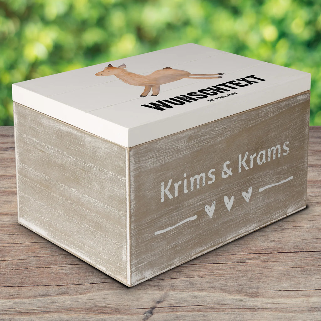 Personalisierte Holzkiste Lama Springen Holzkiste mit Namen, Kiste mit Namen, Schatzkiste mit Namen, Truhe mit Namen, Schatulle mit Namen, Erinnerungsbox mit Namen, Erinnerungskiste, mit Namen, Dekokiste mit Namen, Aufbewahrungsbox mit Namen, Holzkiste Personalisiert, Kiste Personalisiert, Schatzkiste Personalisiert, Truhe Personalisiert, Schatulle Personalisiert, Erinnerungsbox Personalisiert, Erinnerungskiste Personalisiert, Dekokiste Personalisiert, Aufbewahrungsbox Personalisiert, Geschenkbox personalisiert, GEschenkdose personalisiert, Lama, Alpaka, Lamas, Lieblingstag, Happy day, fröhlich, Glück, Freundin, Liebeskummer, Neustart, guten Morgen, Start, Prüfung, Abitur