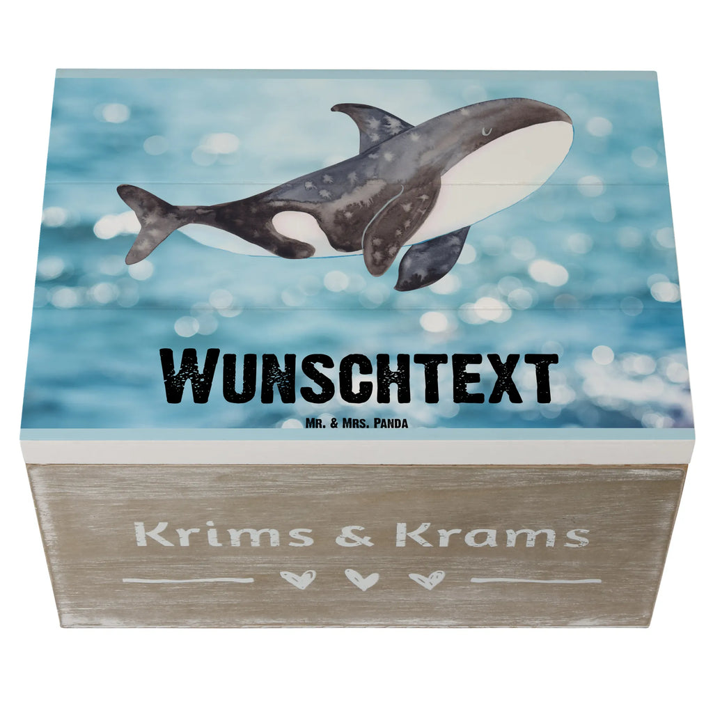 Personalisierte Holzkiste Orca Holzkiste mit Namen, Kiste mit Namen, Schatzkiste mit Namen, Truhe mit Namen, Schatulle mit Namen, Erinnerungsbox mit Namen, Erinnerungskiste, mit Namen, Dekokiste mit Namen, Aufbewahrungsbox mit Namen, Holzkiste Personalisiert, Kiste Personalisiert, Schatzkiste Personalisiert, Truhe Personalisiert, Schatulle Personalisiert, Erinnerungsbox Personalisiert, Erinnerungskiste Personalisiert, Dekokiste Personalisiert, Aufbewahrungsbox Personalisiert, Geschenkbox personalisiert, GEschenkdose personalisiert, Meerestiere, Meer, Urlaub, Orca, Orcas, Killerwal, Wal, Möglichkeiten, Büro, Arbeit, Motivation, Selbstliebe, Neustart, Startup