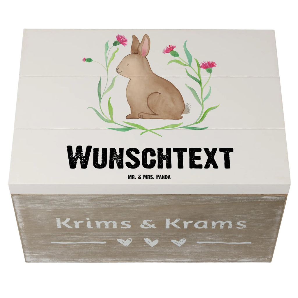 Personalisierte Holzkiste Hase Sitzen Holzkiste mit Namen, Kiste mit Namen, Schatzkiste mit Namen, Truhe mit Namen, Schatulle mit Namen, Erinnerungsbox mit Namen, Erinnerungskiste, mit Namen, Dekokiste mit Namen, Aufbewahrungsbox mit Namen, Holzkiste Personalisiert, Kiste Personalisiert, Schatzkiste Personalisiert, Truhe Personalisiert, Schatulle Personalisiert, Erinnerungsbox Personalisiert, Erinnerungskiste Personalisiert, Dekokiste Personalisiert, Aufbewahrungsbox Personalisiert, Geschenkbox personalisiert, GEschenkdose personalisiert, Ostern, Osterhase, Ostergeschenke, Osternest, Osterdeko, Geschenke zu Ostern, Ostern Geschenk, Ostergeschenke Kinder, Ostern Kinder, Frohe Ostern, Ostergrüße, Osterblume, Liebe, Grüße, Hase, Kaninchen