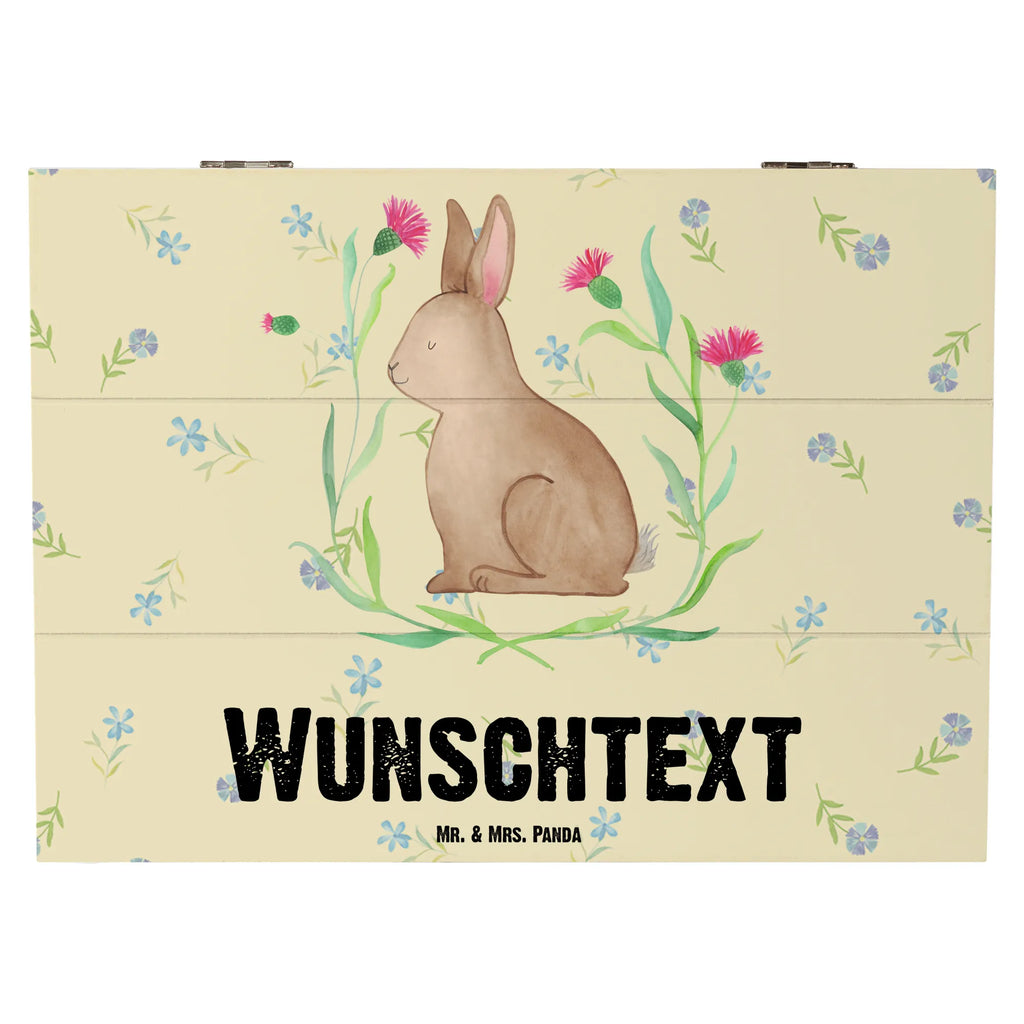 Personalisierte Holzkiste Hase Sitzen Holzkiste mit Namen, Kiste mit Namen, Schatzkiste mit Namen, Truhe mit Namen, Schatulle mit Namen, Erinnerungsbox mit Namen, Erinnerungskiste, mit Namen, Dekokiste mit Namen, Aufbewahrungsbox mit Namen, Holzkiste Personalisiert, Kiste Personalisiert, Schatzkiste Personalisiert, Truhe Personalisiert, Schatulle Personalisiert, Erinnerungsbox Personalisiert, Erinnerungskiste Personalisiert, Dekokiste Personalisiert, Aufbewahrungsbox Personalisiert, Geschenkbox personalisiert, GEschenkdose personalisiert, Ostern, Osterhase, Ostergeschenke, Osternest, Osterdeko, Geschenke zu Ostern, Ostern Geschenk, Ostergeschenke Kinder, Ostern Kinder, Frohe Ostern, Ostergrüße, Osterblume, Liebe, Grüße, Hase, Kaninchen