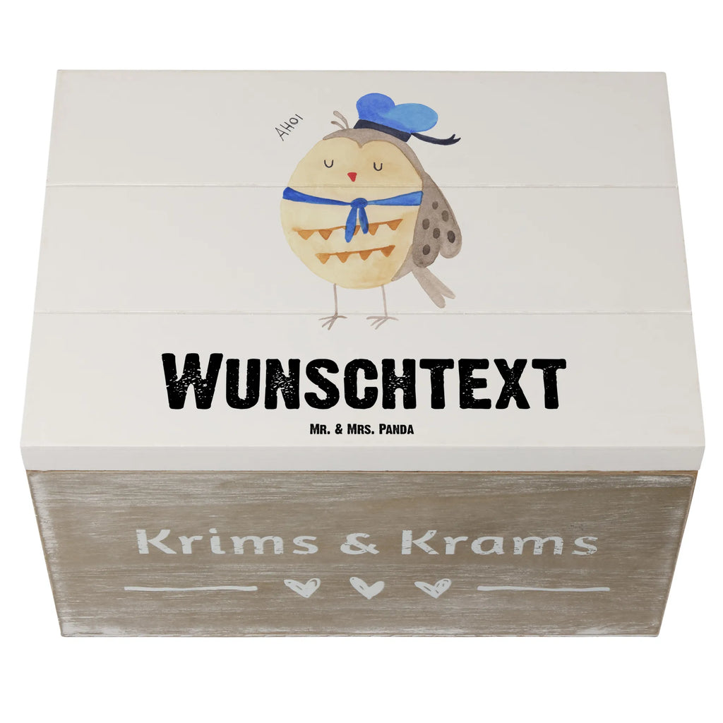 Personalisierte Holzkiste Eule Matrose Holzkiste mit Namen, Kiste mit Namen, Schatzkiste mit Namen, Truhe mit Namen, Schatulle mit Namen, Erinnerungsbox mit Namen, Erinnerungskiste, mit Namen, Dekokiste mit Namen, Aufbewahrungsbox mit Namen, Holzkiste Personalisiert, Kiste Personalisiert, Schatzkiste Personalisiert, Truhe Personalisiert, Schatulle Personalisiert, Erinnerungsbox Personalisiert, Erinnerungskiste Personalisiert, Dekokiste Personalisiert, Aufbewahrungsbox Personalisiert, Geschenkbox personalisiert, GEschenkdose personalisiert, Eule, Eule Spruch, Eule Deko, Owl, Wortspiel lustig, Matrose, Freundin, Ehe, Seefahrer, Heimathafen, Hochzeitstag Geschenk