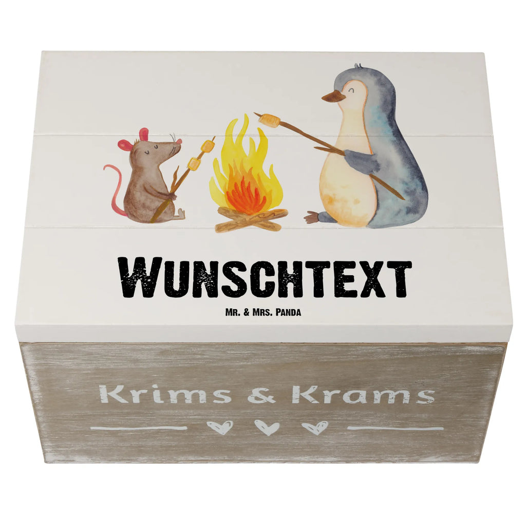 Personalisierte Holzkiste Pinguin Lagerfeuer Holzkiste mit Namen, Kiste mit Namen, Schatzkiste mit Namen, Truhe mit Namen, Schatulle mit Namen, Erinnerungsbox mit Namen, Erinnerungskiste, mit Namen, Dekokiste mit Namen, Aufbewahrungsbox mit Namen, Holzkiste Personalisiert, Kiste Personalisiert, Schatzkiste Personalisiert, Truhe Personalisiert, Schatulle Personalisiert, Erinnerungsbox Personalisiert, Erinnerungskiste Personalisiert, Dekokiste Personalisiert, Aufbewahrungsbox Personalisiert, Geschenkbox personalisiert, GEschenkdose personalisiert, Pinguin, Maus, Pinguine, Lagerfeuer, Leben, Arbeit, Job, Motivation, Büro, Büroalltag, Lebensspruch, Lebensmotivation, Neustart, Liebe, grillen, Feuer, Marshmallows