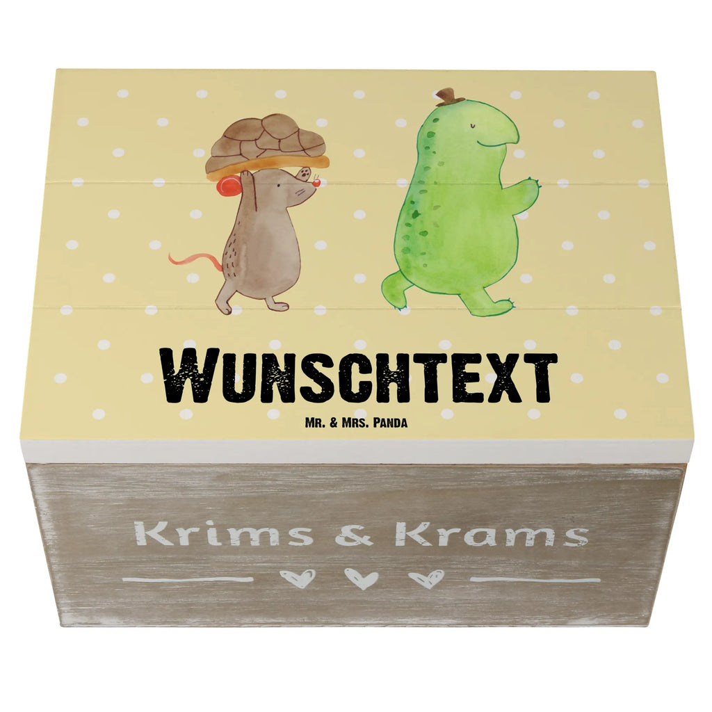 Personalisierte Holzkiste Schildkröte & Maus Holzkiste mit Namen, Kiste mit Namen, Schatzkiste mit Namen, Truhe mit Namen, Schatulle mit Namen, Erinnerungsbox mit Namen, Erinnerungskiste, mit Namen, Dekokiste mit Namen, Aufbewahrungsbox mit Namen, Holzkiste Personalisiert, Kiste Personalisiert, Schatzkiste Personalisiert, Truhe Personalisiert, Schatulle Personalisiert, Erinnerungsbox Personalisiert, Erinnerungskiste Personalisiert, Dekokiste Personalisiert, Aufbewahrungsbox Personalisiert, Geschenkbox personalisiert, GEschenkdose personalisiert, Schildkröte, Maus, Freunde, Freundinnen, beste Freunde, beste Freundinnen