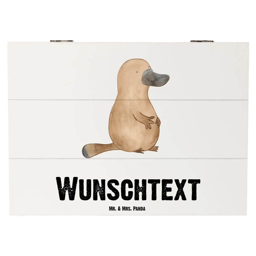 Personalisierte Holzkiste Schnabeltier Mut Holzkiste mit Namen, Kiste mit Namen, Schatzkiste mit Namen, Truhe mit Namen, Schatulle mit Namen, Erinnerungsbox mit Namen, Erinnerungskiste, mit Namen, Dekokiste mit Namen, Aufbewahrungsbox mit Namen, Holzkiste Personalisiert, Kiste Personalisiert, Schatzkiste Personalisiert, Truhe Personalisiert, Schatulle Personalisiert, Erinnerungsbox Personalisiert, Erinnerungskiste Personalisiert, Dekokiste Personalisiert, Aufbewahrungsbox Personalisiert, Geschenkbox personalisiert, GEschenkdose personalisiert, Meerestiere, Meer, Urlaub, Schnabeltier, Mut, mutig, Lebensweisheit, Schnabeltiere, Motivation, Training, Büro, Arbeit, Neuanfang, Neustart, Weltreise, Raodtrip