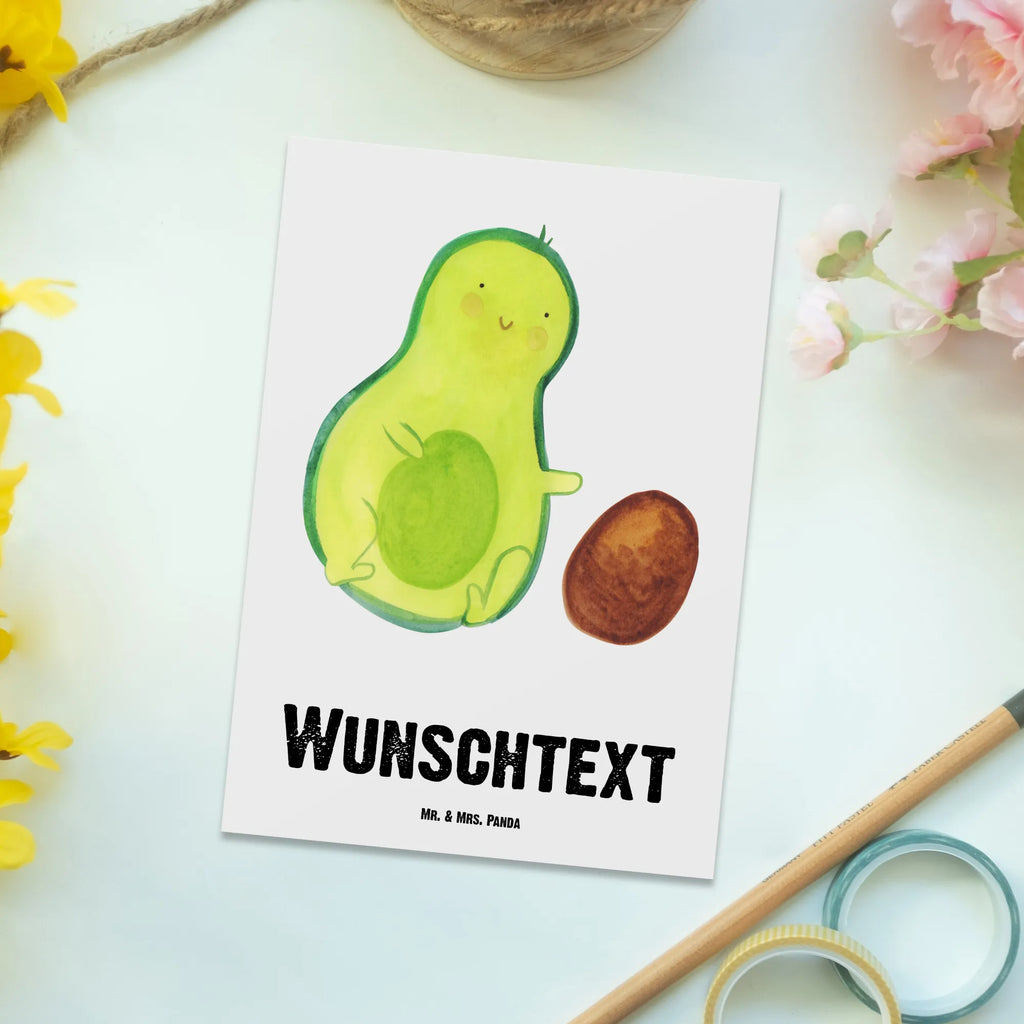 Personalisierte Postkarte Avocado Kern rollt Postkarte mit Namen, Postkarte bedrucken, Postkarte mit Wunschtext, Postkarte personalisierbar, Geschenkkarte mit Namen, Grußkarte mit Namen, Karte mit Namen, Einladung mit Namen, Ansichtskarte mit Namen, Geschenkkarte mit Wunschtext, Grußkarte mit Wunschtext, Karte mit Wunschtext, Einladung mit Wunschtext, Ansichtskarte mit Wunschtext, Avocado, Veggie, Vegan, Gesund, Avocados, Schwanger, Geburt, Geburtstag, Säugling, Kind, erstes Kind, zur Geburt, Schwangerschaft, Babyparty, Baby, große Liebe, Liebe, Love