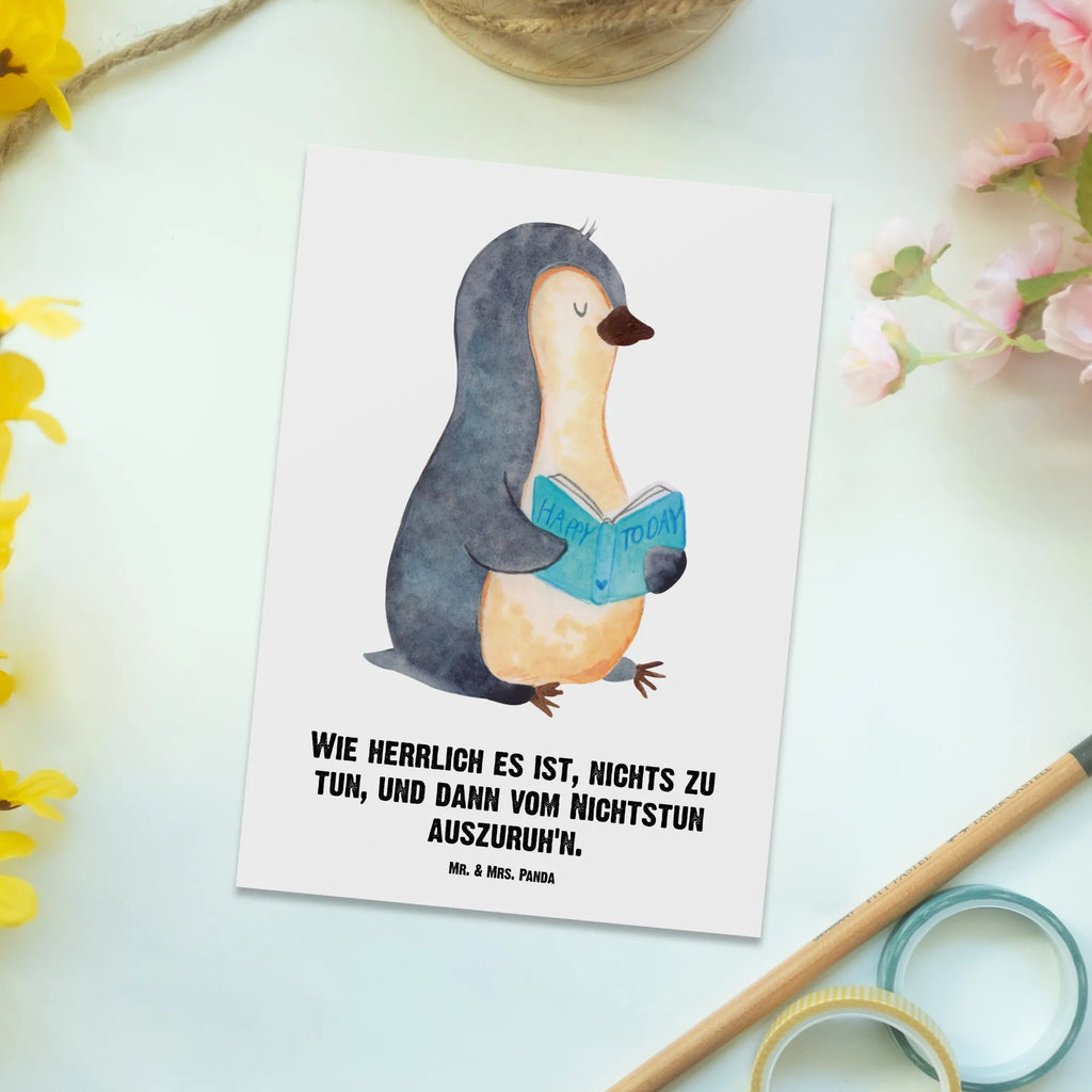 Personalisierte Postkarte Pinguin Buch Postkarte mit Namen, Postkarte bedrucken, Postkarte mit Wunschtext, Postkarte personalisierbar, Geschenkkarte mit Namen, Grußkarte mit Namen, Karte mit Namen, Einladung mit Namen, Ansichtskarte mit Namen, Geschenkkarte mit Wunschtext, Grußkarte mit Wunschtext, Karte mit Wunschtext, Einladung mit Wunschtext, Ansichtskarte mit Wunschtext, Pinguin, Pinguine, Buch, Lesen, Bücherwurm, Nichtstun, Faulenzen, Ferien, Urlaub, Freizeit