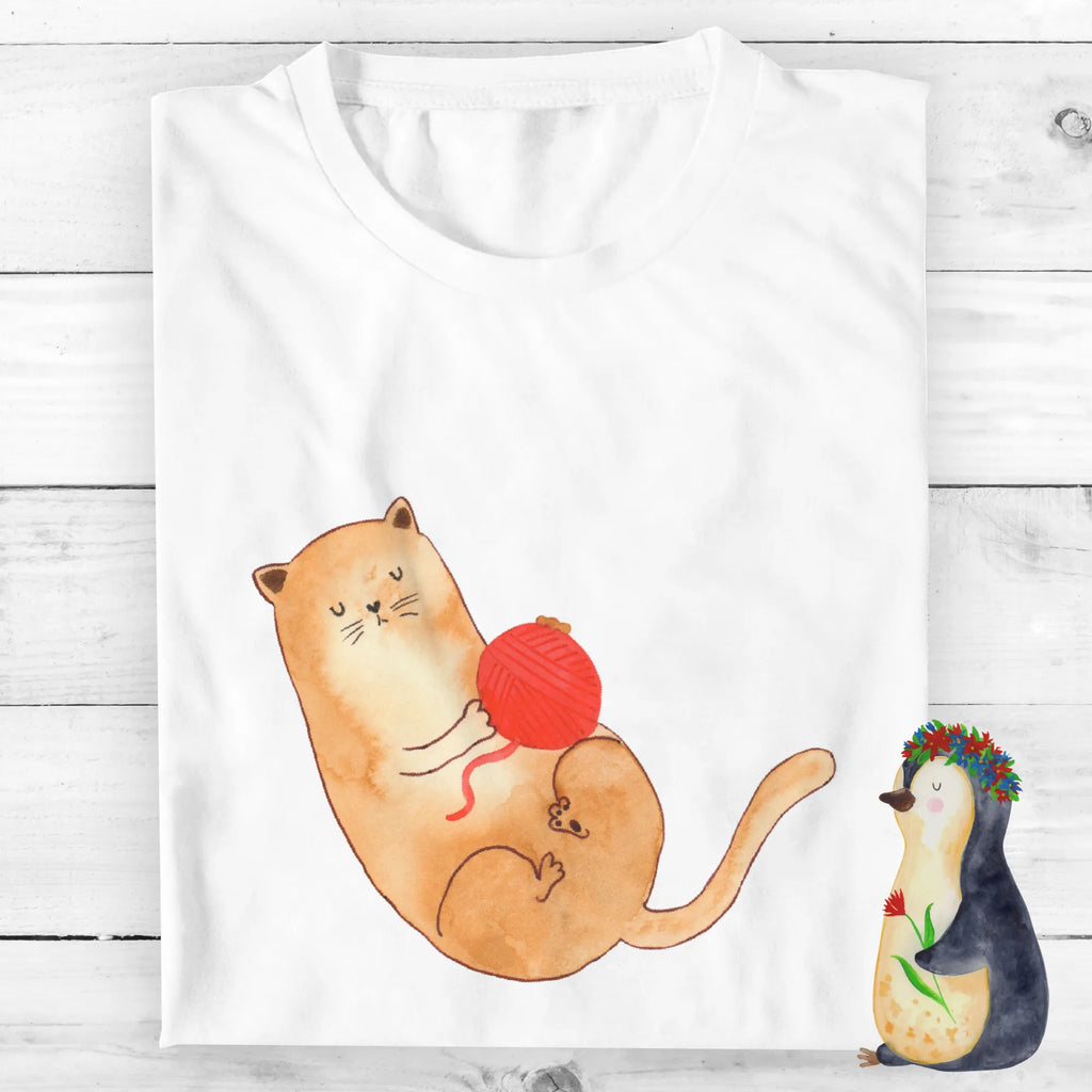 Personalisiertes T-Shirt Katzen Wollknäul T-Shirt Personalisiert, T-Shirt mit Namen, T-Shirt mit Aufruck, Männer, Frauen, Wunschtext, Bedrucken, Katze, Katzenmotiv, Katzenfan, Katzendeko, Katzenfreund, Katzenliebhaber, Katzenprodukte, Katzenartikel, Katzenaccessoires, Katzensouvenirs, Katzenliebhaberprodukte, Katzenmotive, Katzen, Kater, Mietze, Cat, Cats, Katzenhalter, Katzenbesitzerin, Haustier, Wollknäuel, Wolle, Spielen, Spiel, verspielt